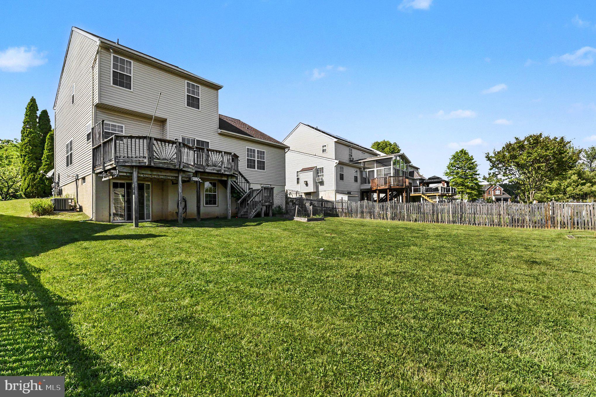 PERRY HALL FARMS - Residential
