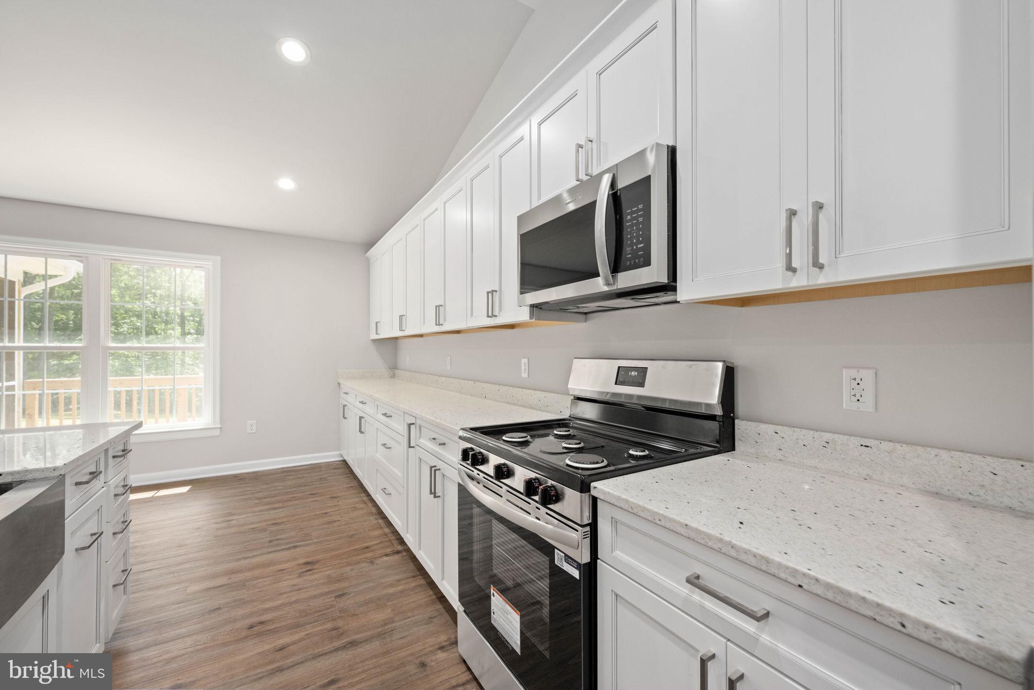 KELLYS LANDING - Residential