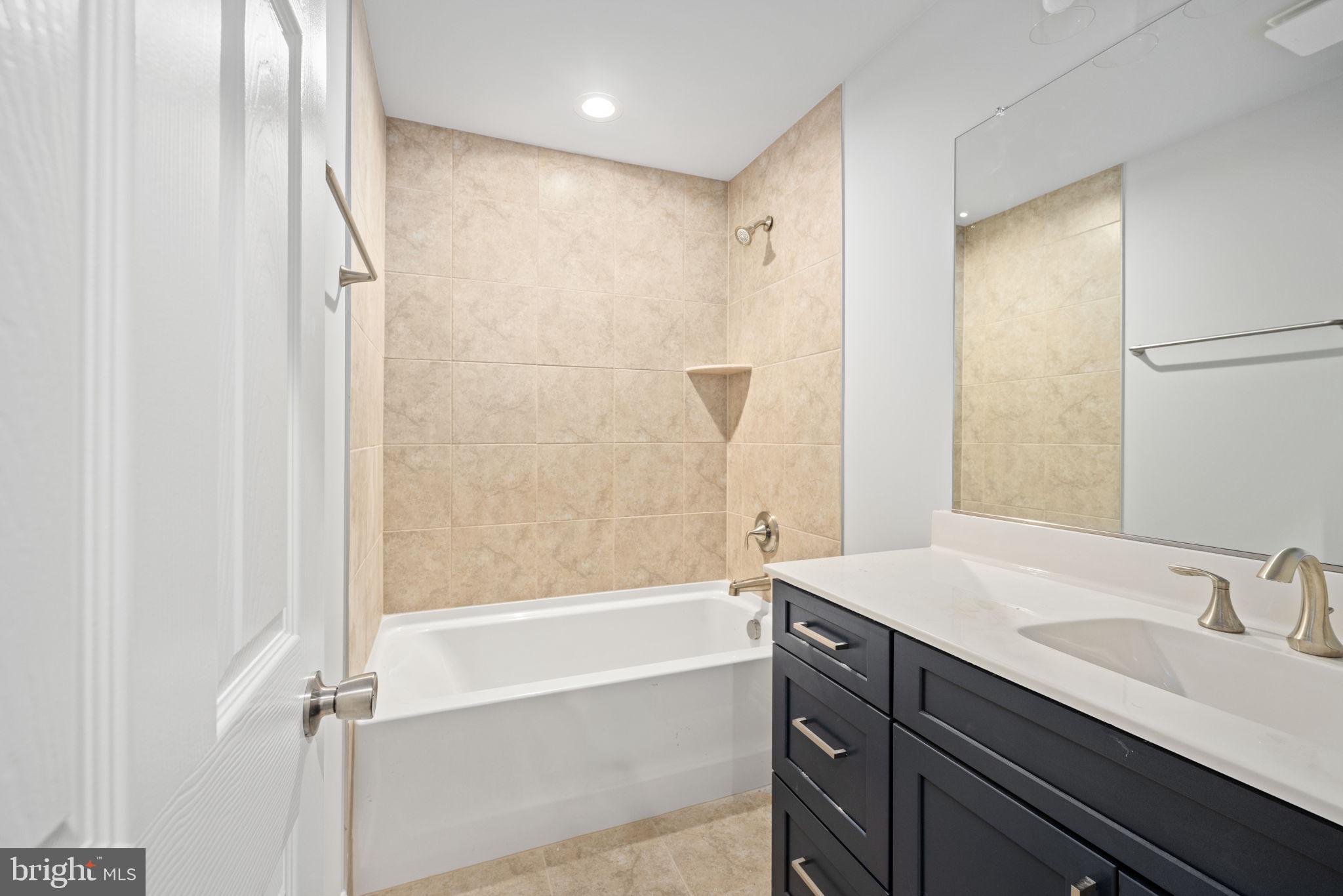 KELLYS LANDING - Residential