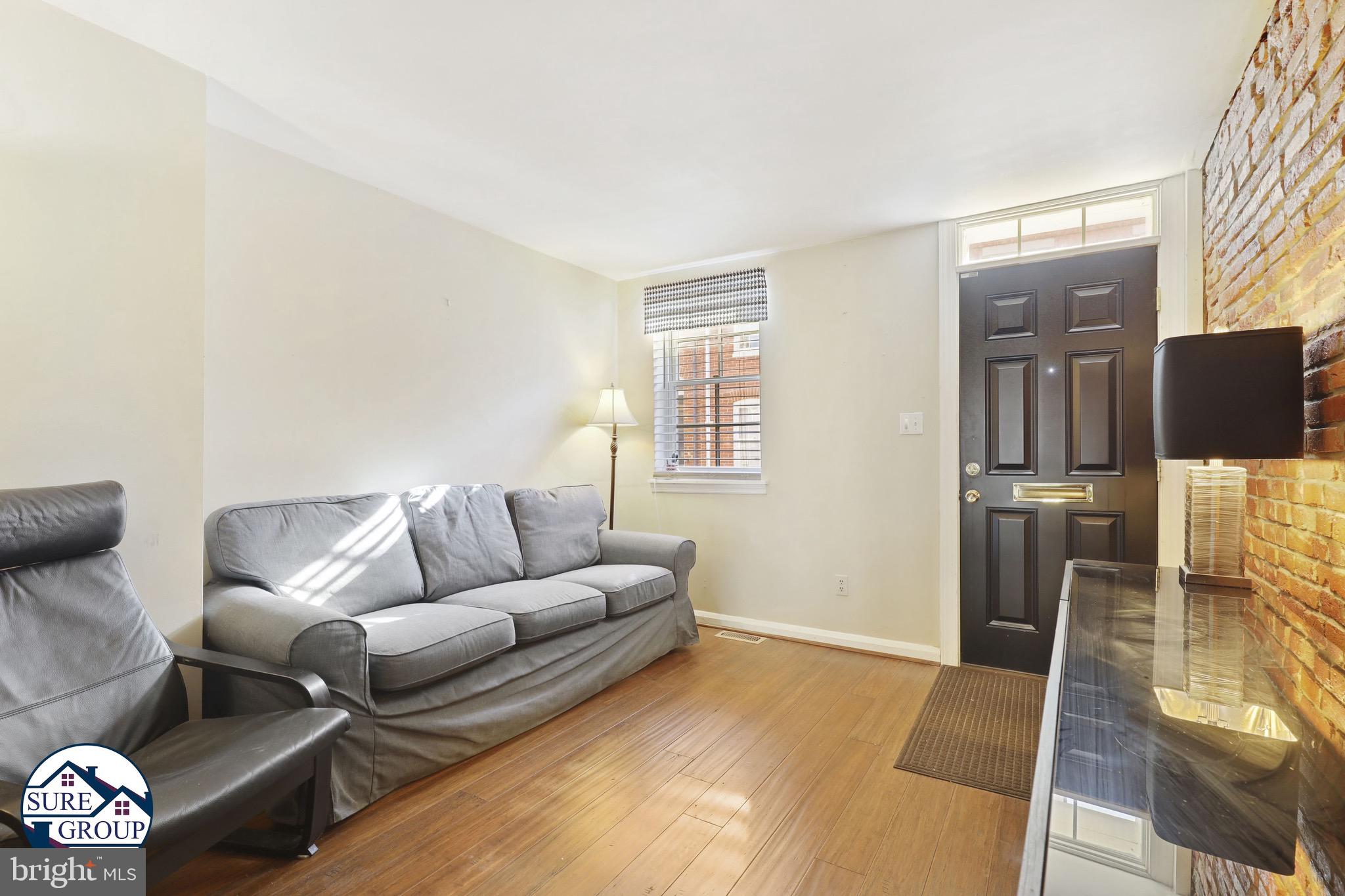 FEDERAL HILL HISTORIC DISTRICT - Residential Lease