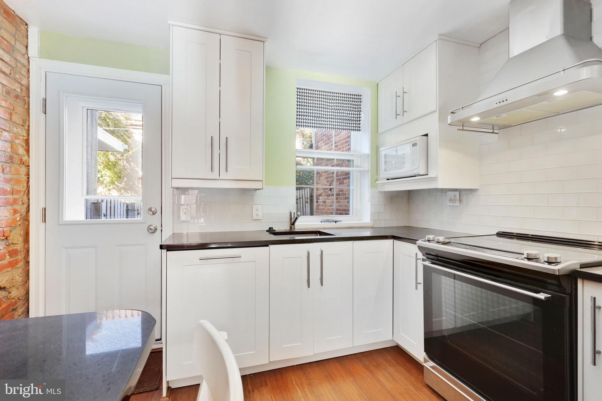 FEDERAL HILL HISTORIC DISTRICT - Residential Lease