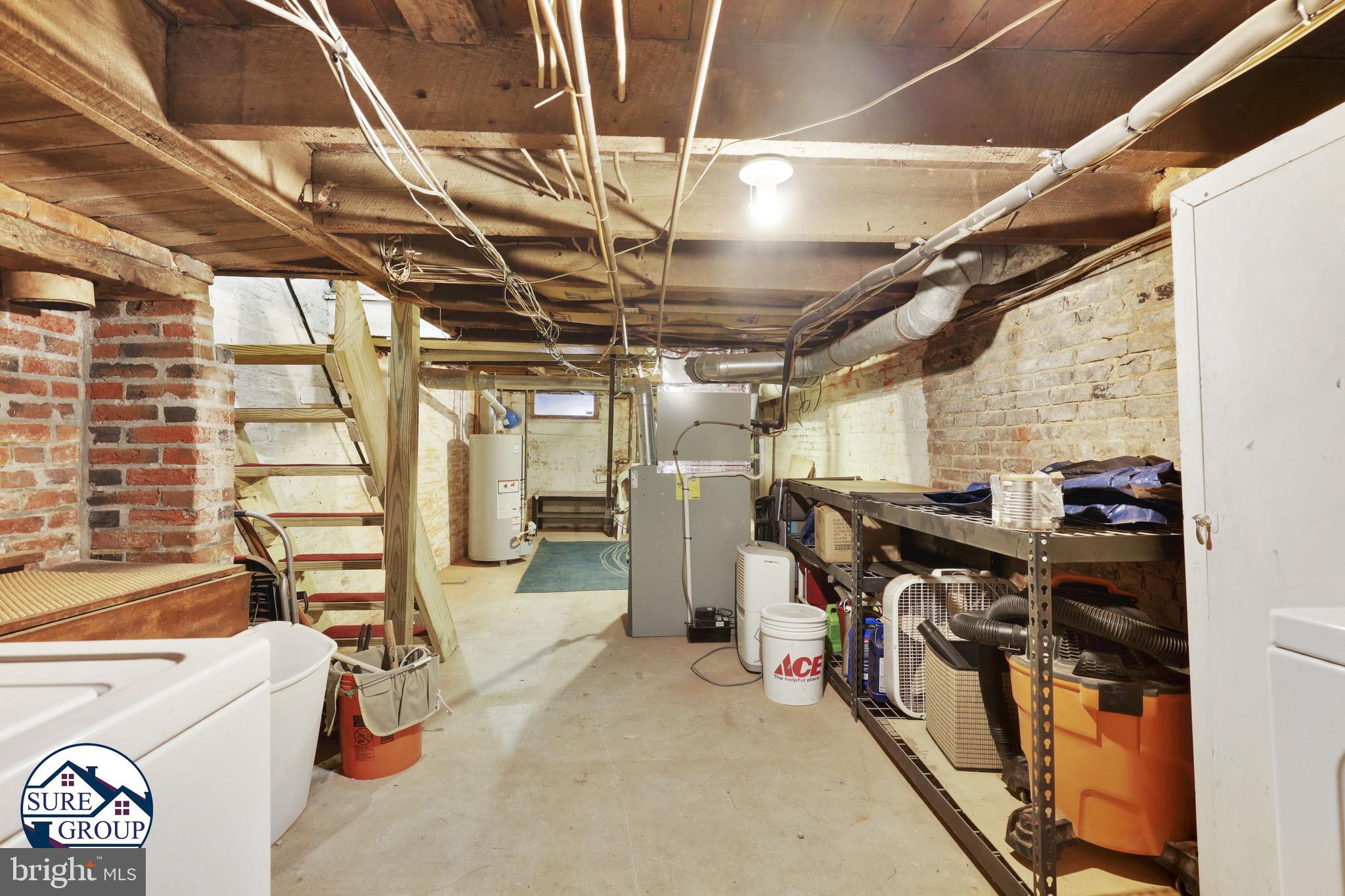 FEDERAL HILL HISTORIC DISTRICT - Residential Lease