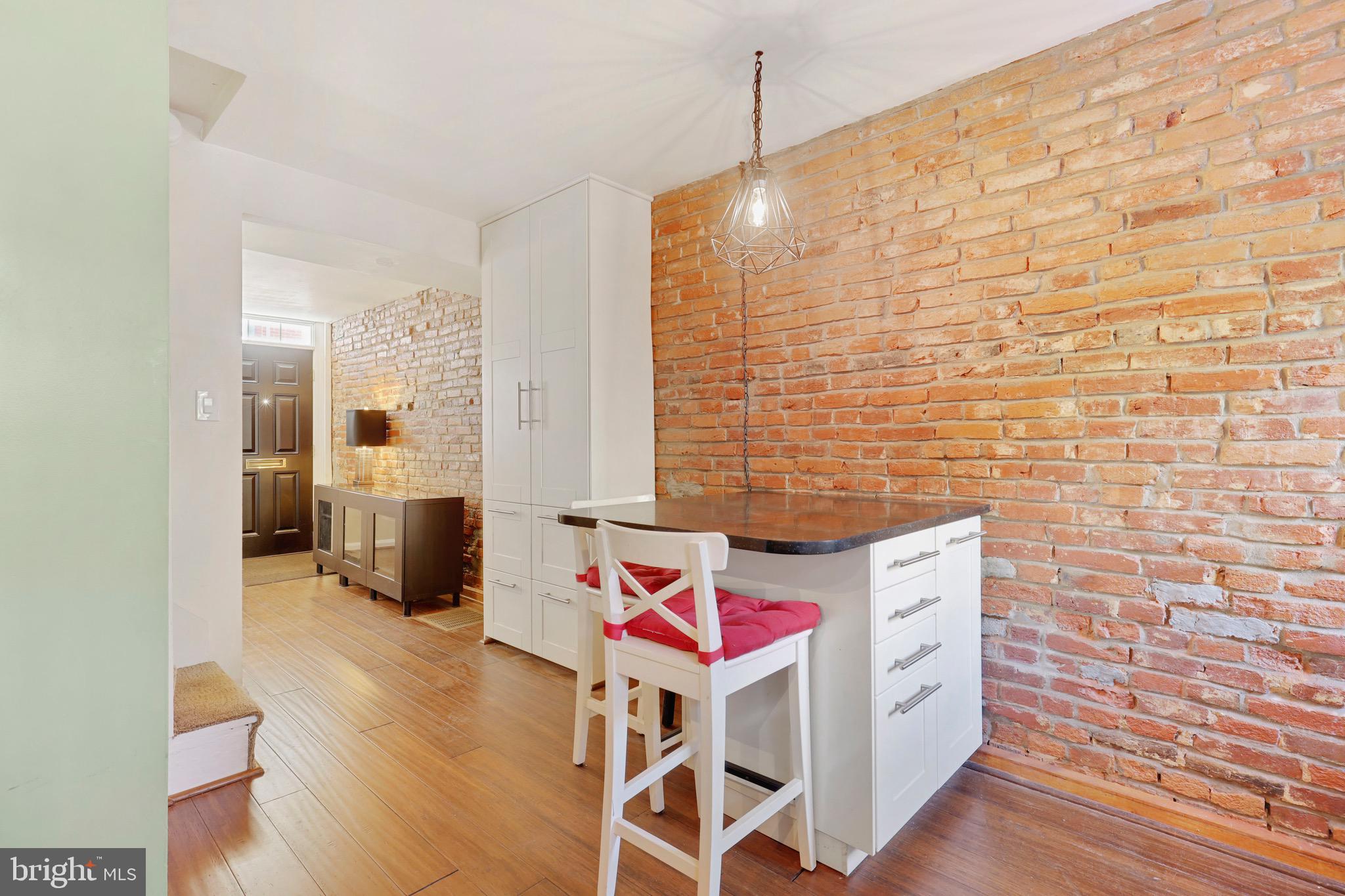 FEDERAL HILL HISTORIC DISTRICT - Residential Lease