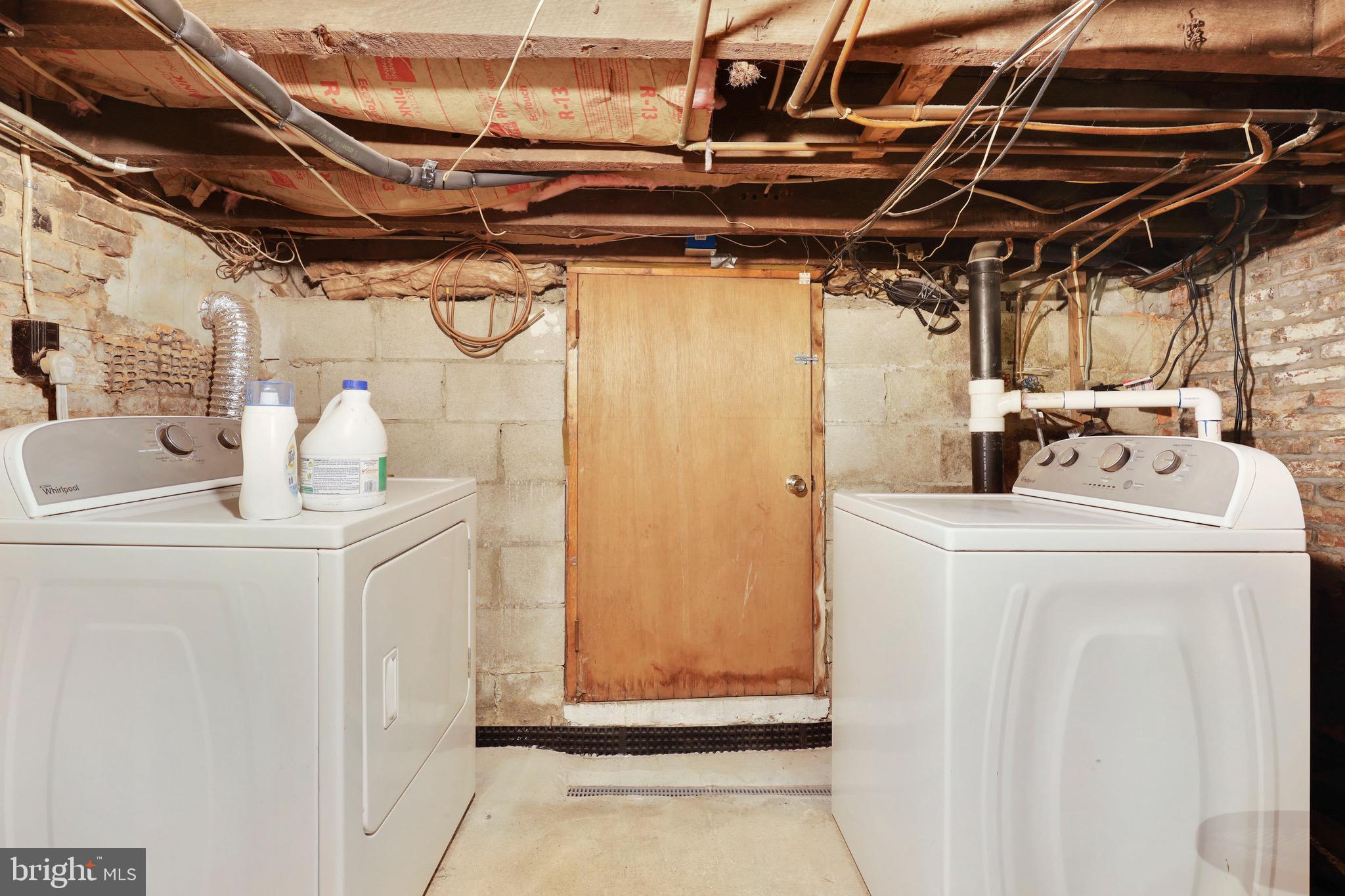 FEDERAL HILL HISTORIC DISTRICT - Residential Lease