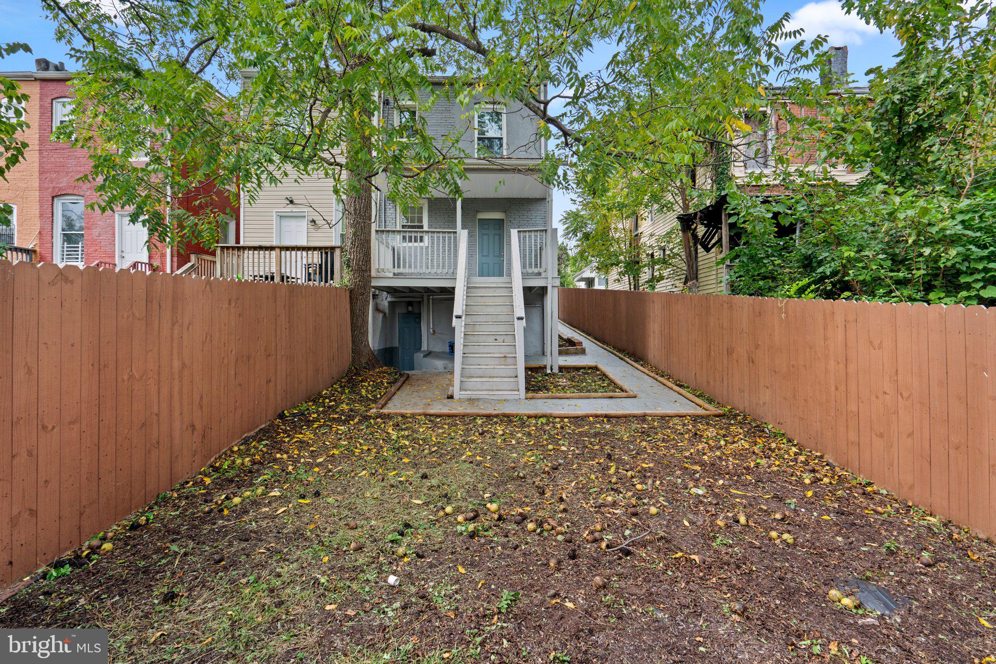 SAINT JOSEPHS - Residential