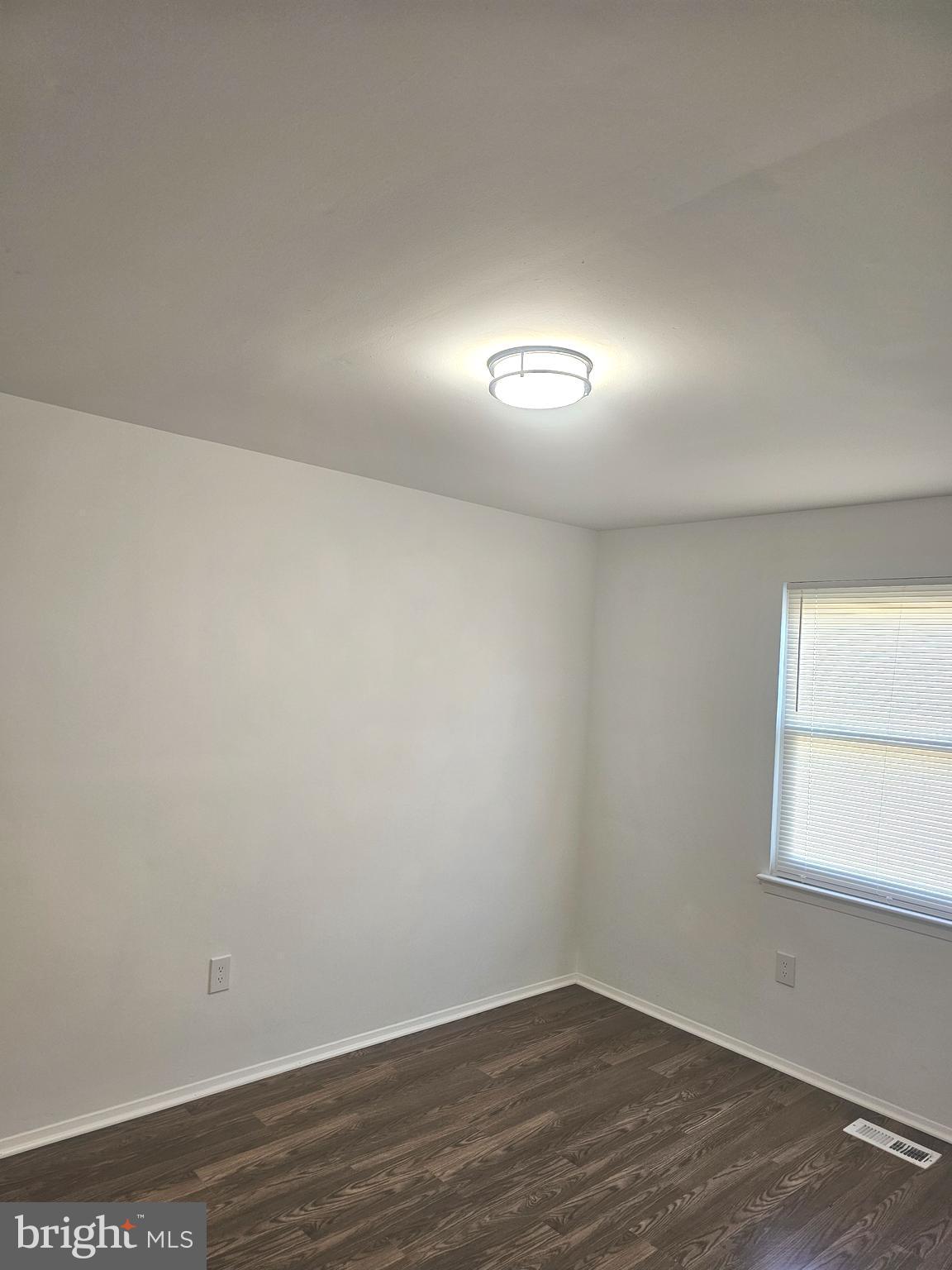 MIDDLEBROOKE - Residential