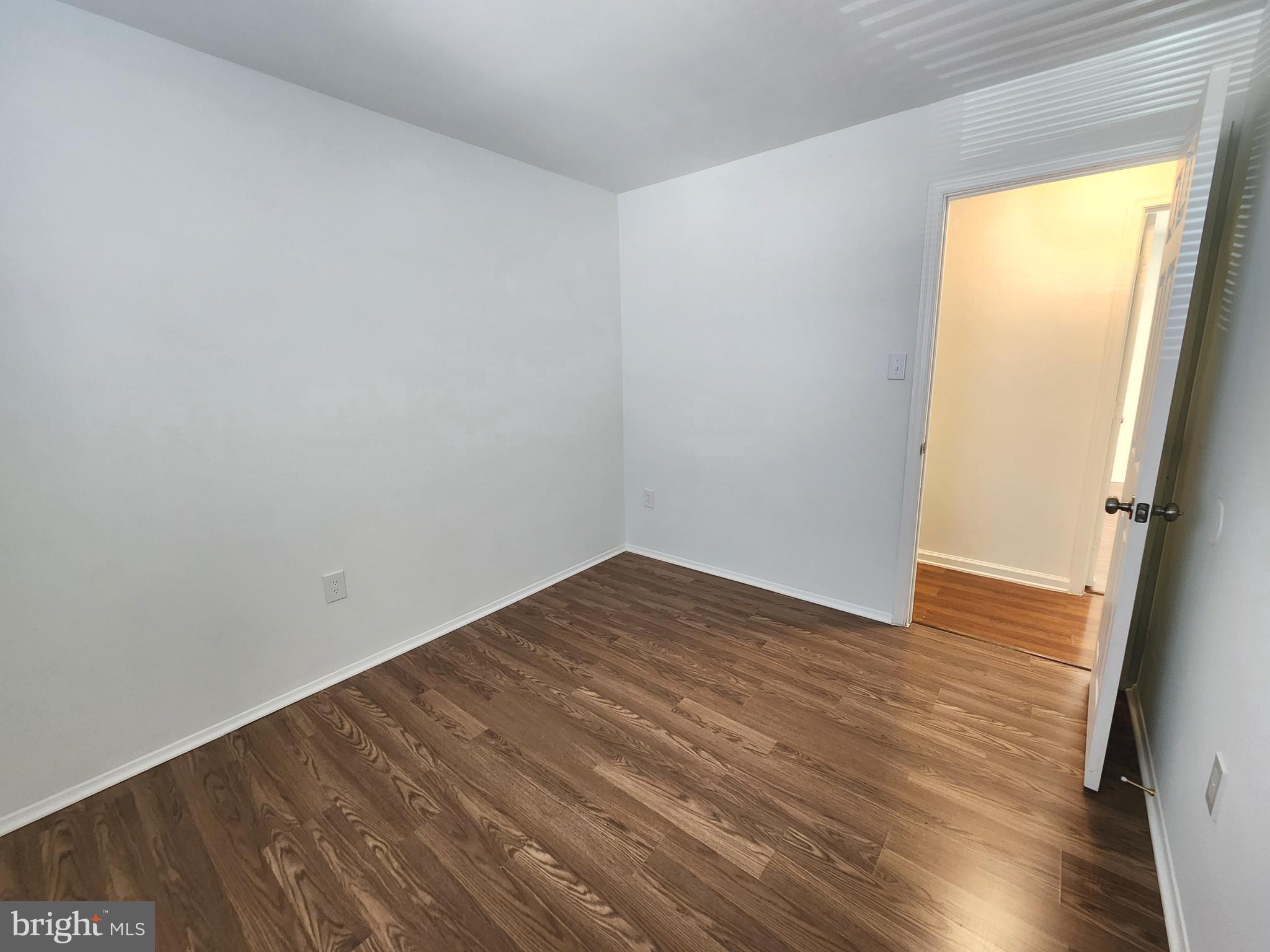 MIDDLEBROOKE - Residential