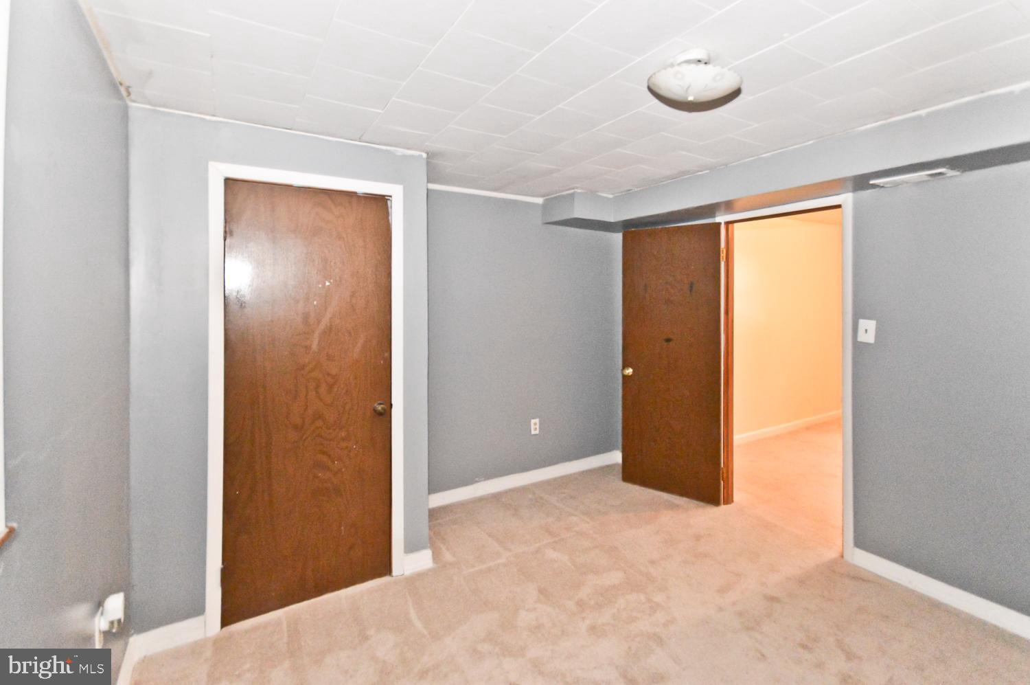 INDEPENDENCE VILLAGE SUB - Residential