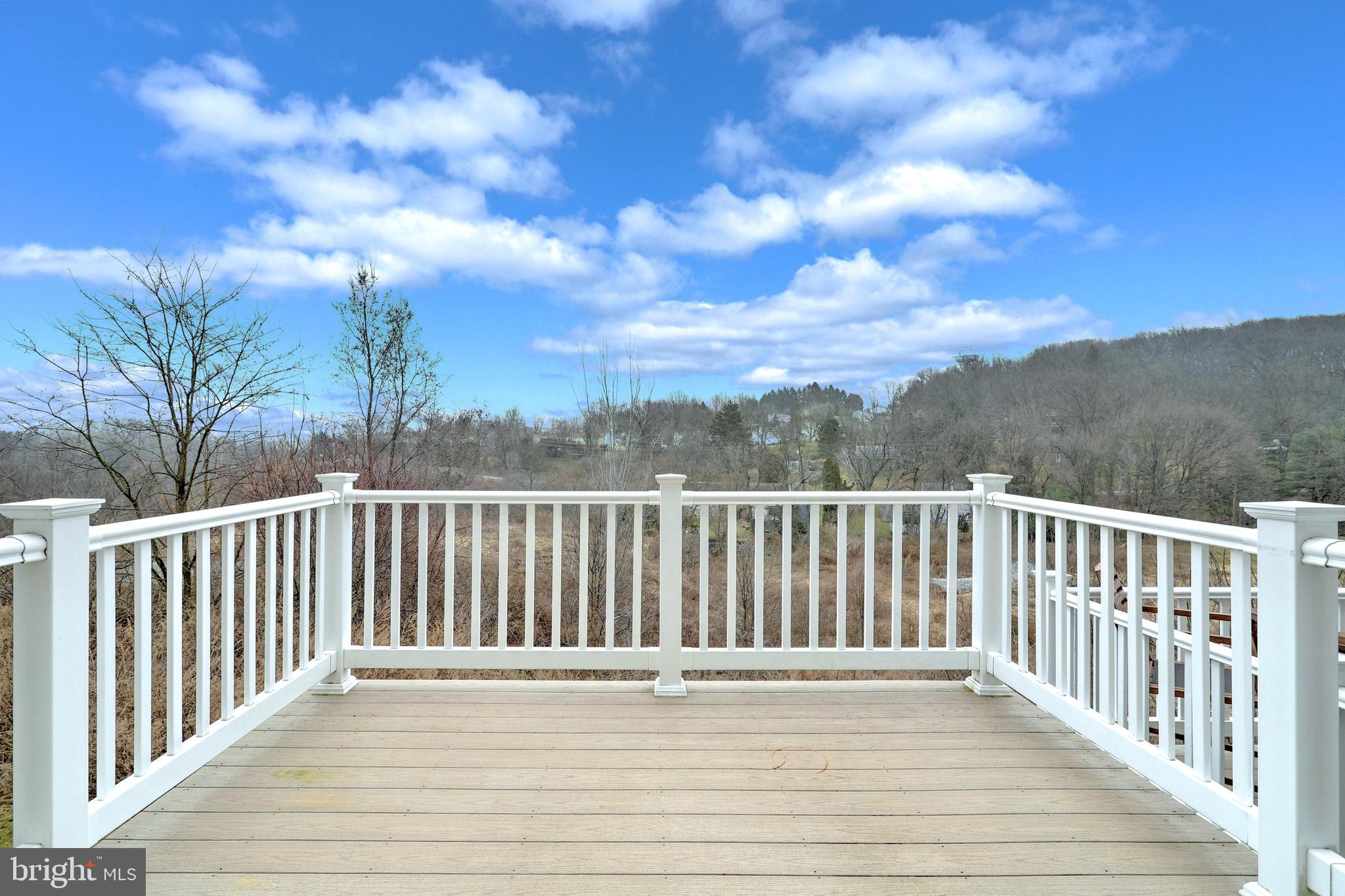 IVY RIDGE - Residential