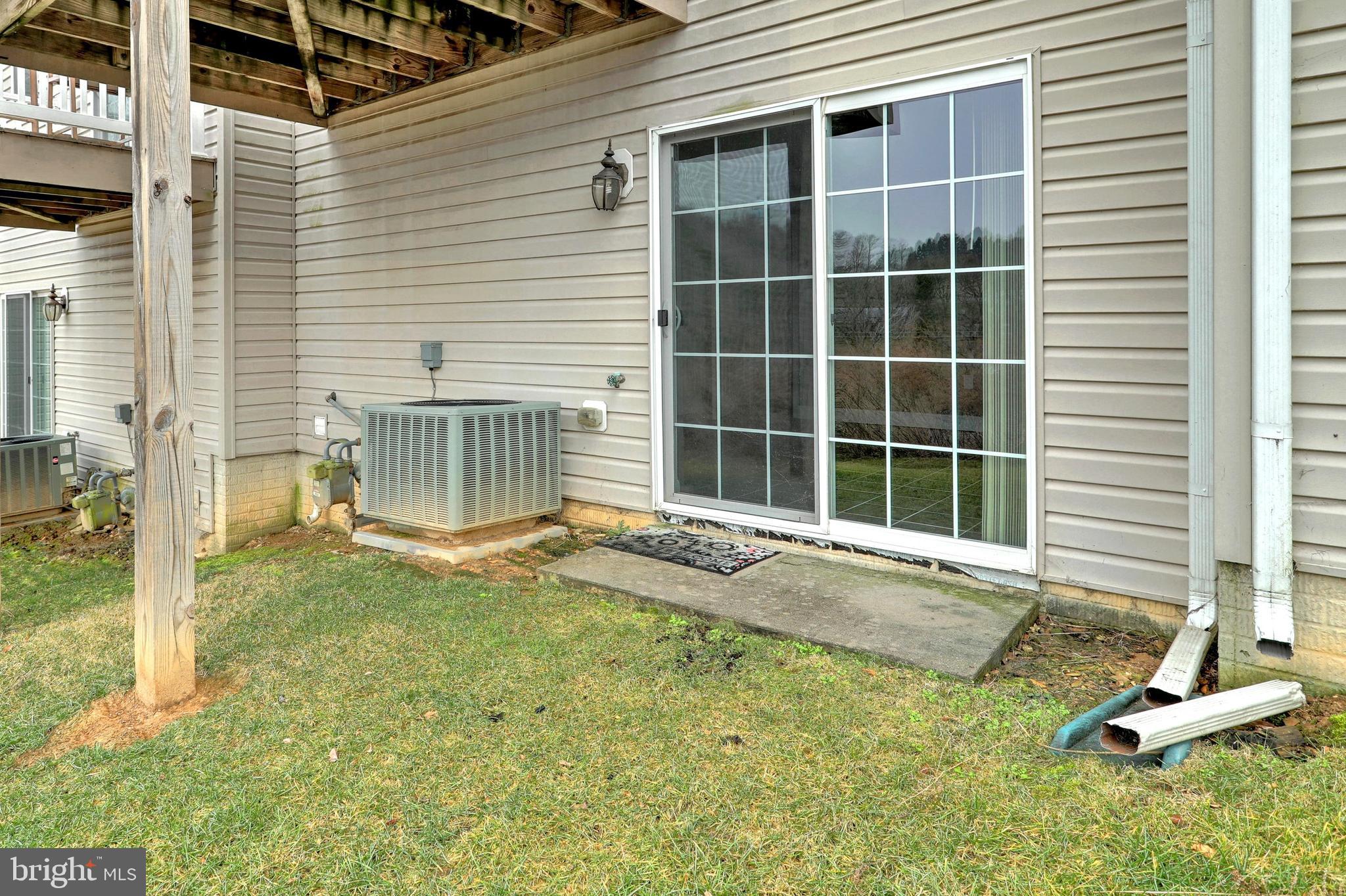 IVY RIDGE - Residential