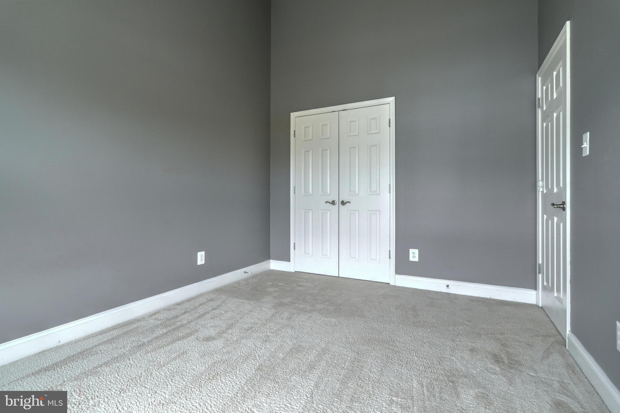 IVY RIDGE - Residential