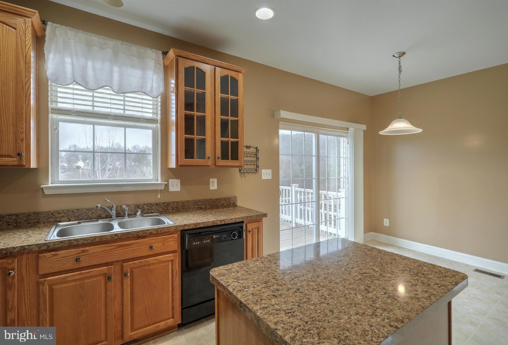 IVY RIDGE - Residential