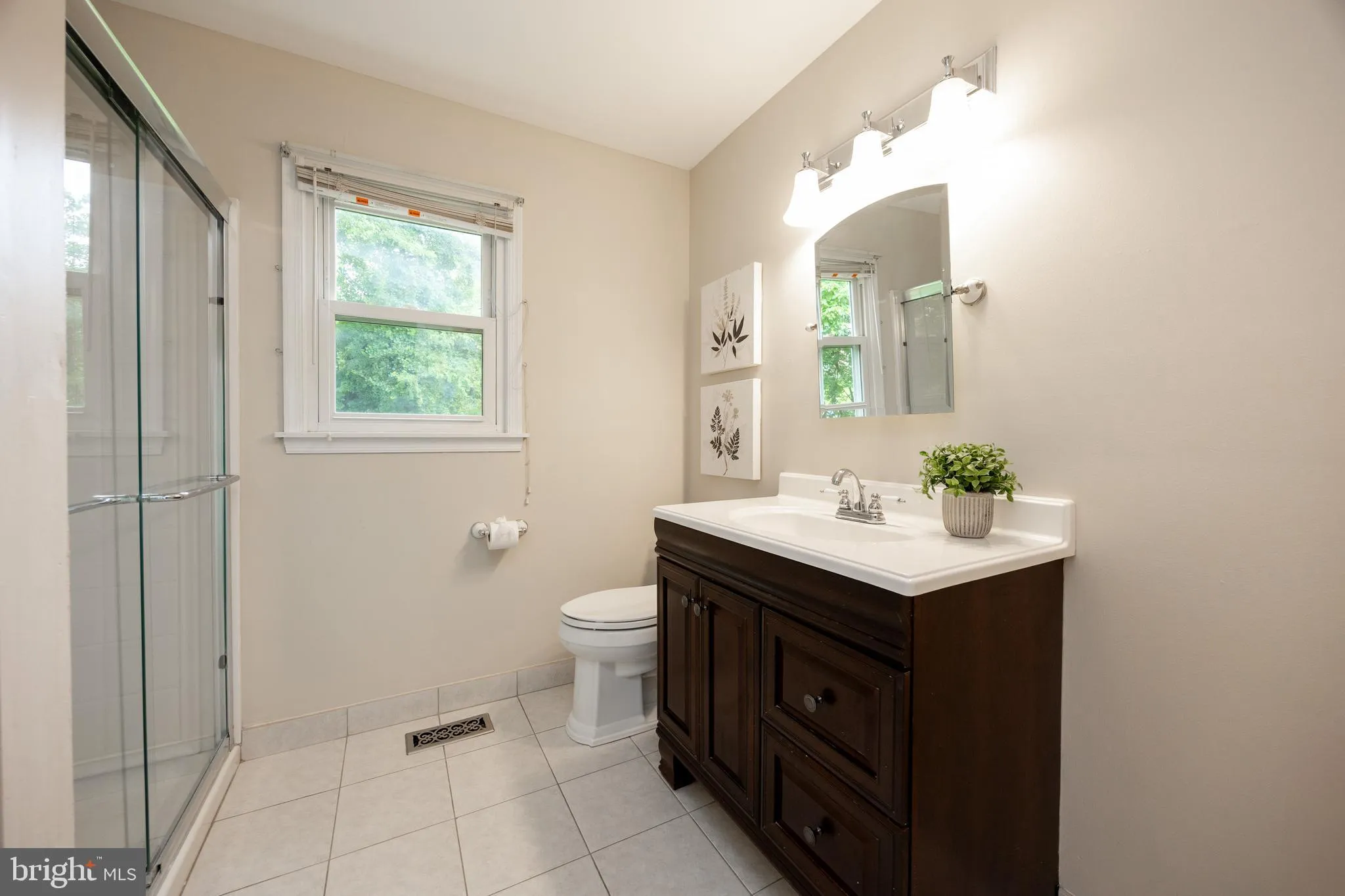 Garnet Valley, Pennsylvania 19060, United States, 4 Bedrooms Bedrooms, ,3 BathroomsBathrooms,Residential,Pending,148374