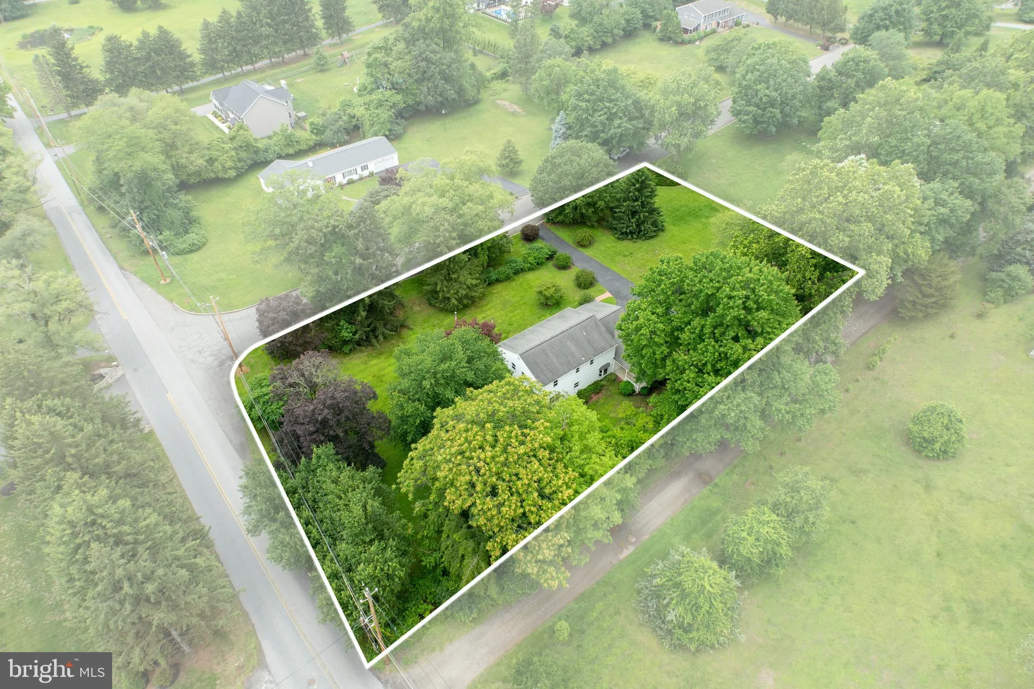 Garnet Valley, Pennsylvania 19060, United States, 4 Bedrooms Bedrooms, ,3 BathroomsBathrooms,Residential,Pending,148374