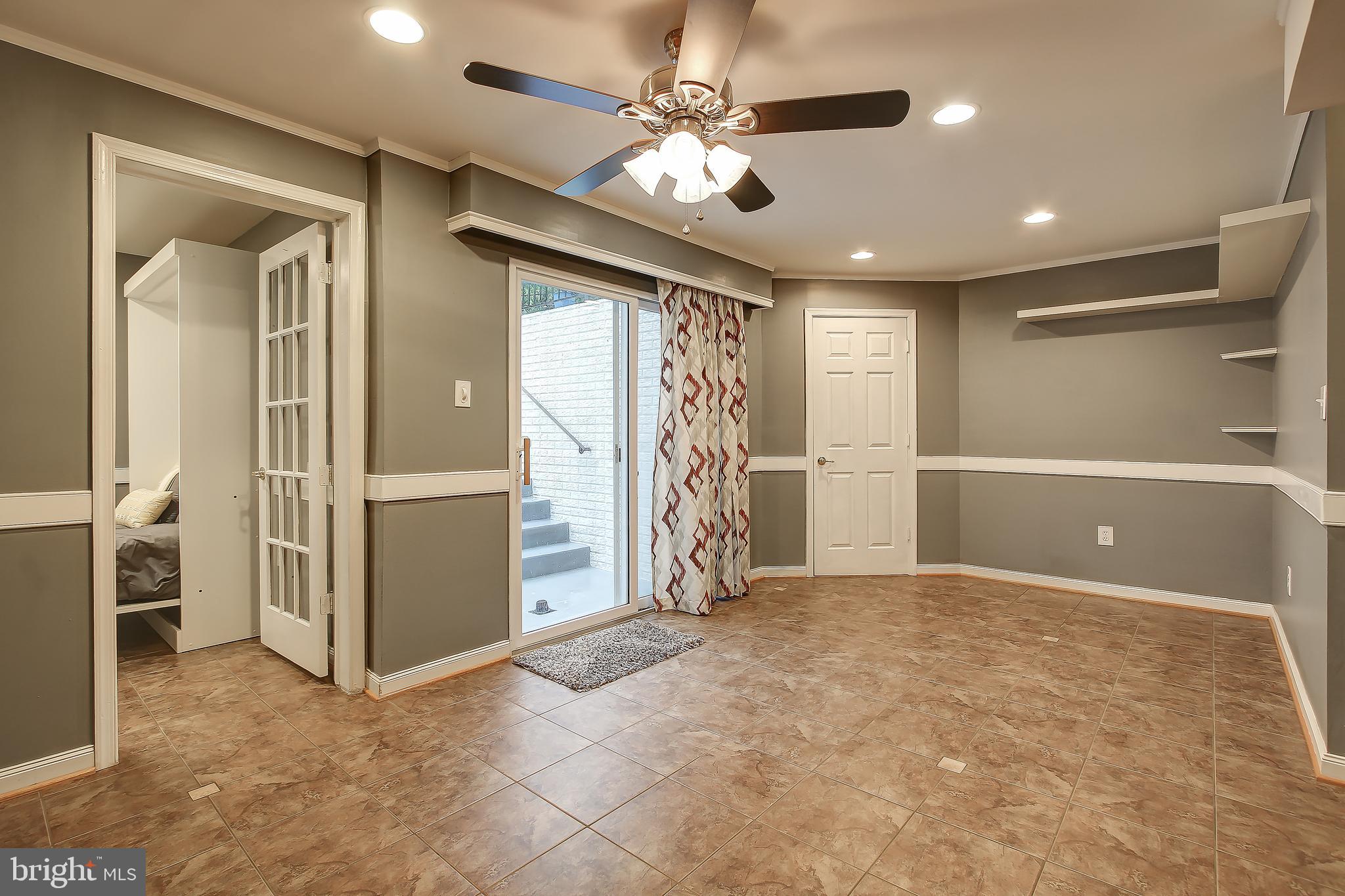 DALE CITY - Residential