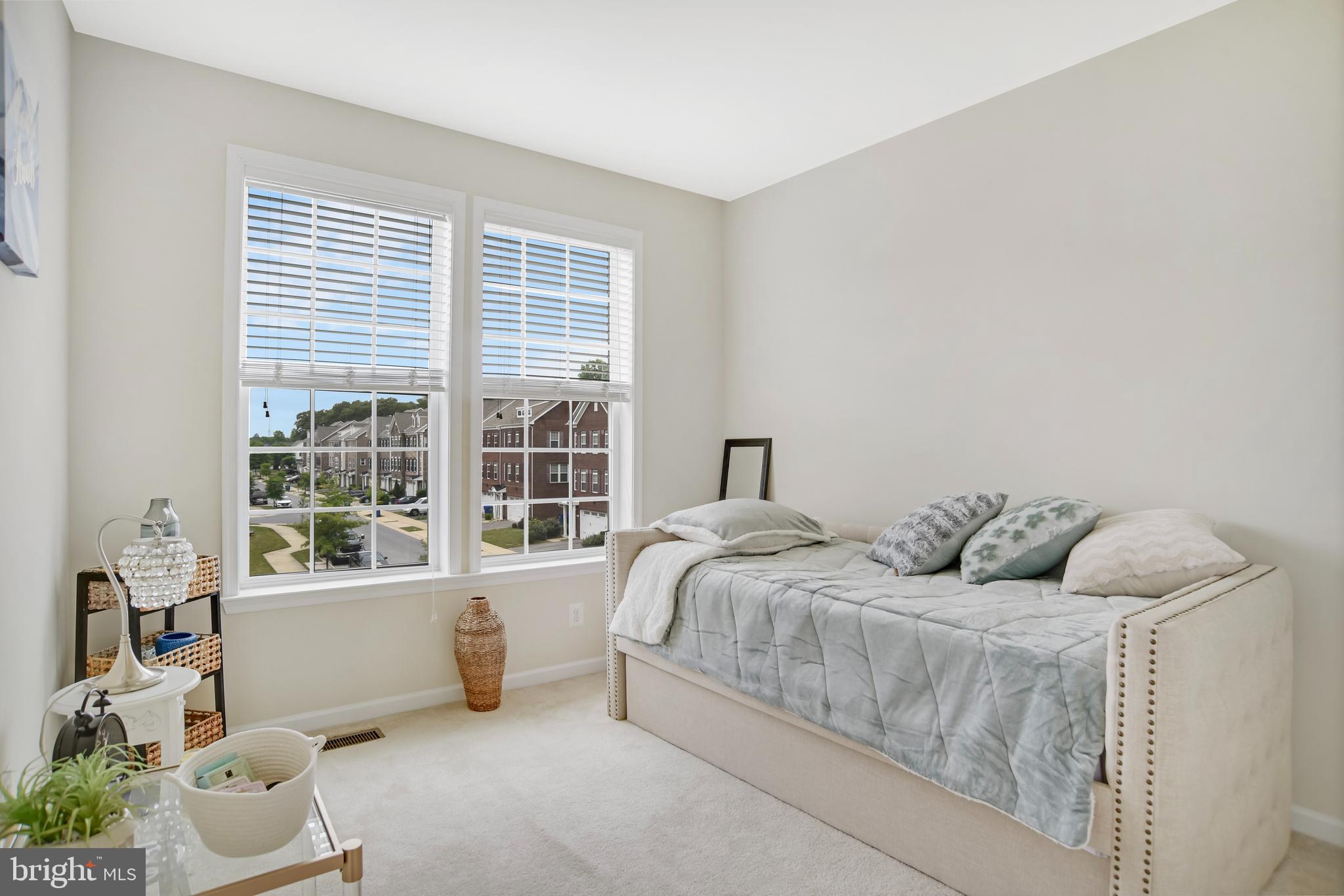 STONEBRIDGE - Residential