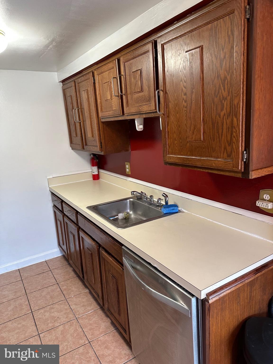 WILLIAMSTOWN - Residential Lease