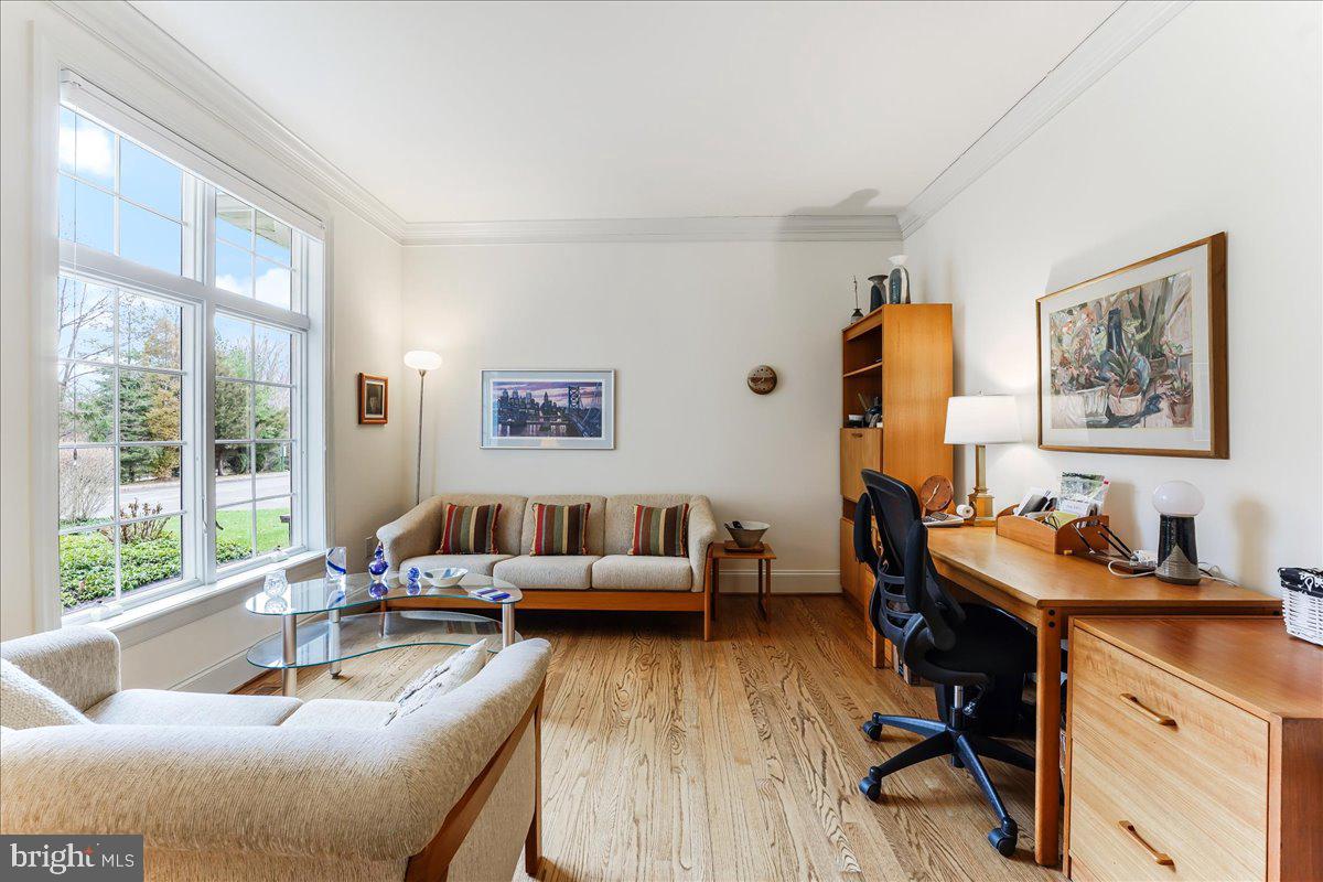 HAVERFORD RESERVE - Residential