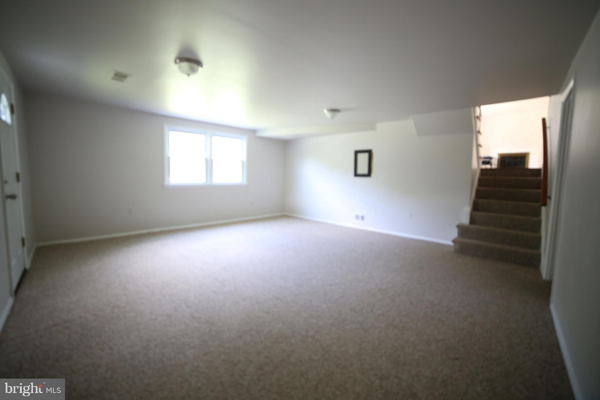 SLEEPY HOLLOW WOODS - Residential