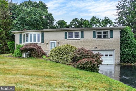 Photo of 1598 Druck Valley Rd, YORK, PA 17406 (MLS # PAYK2105914)