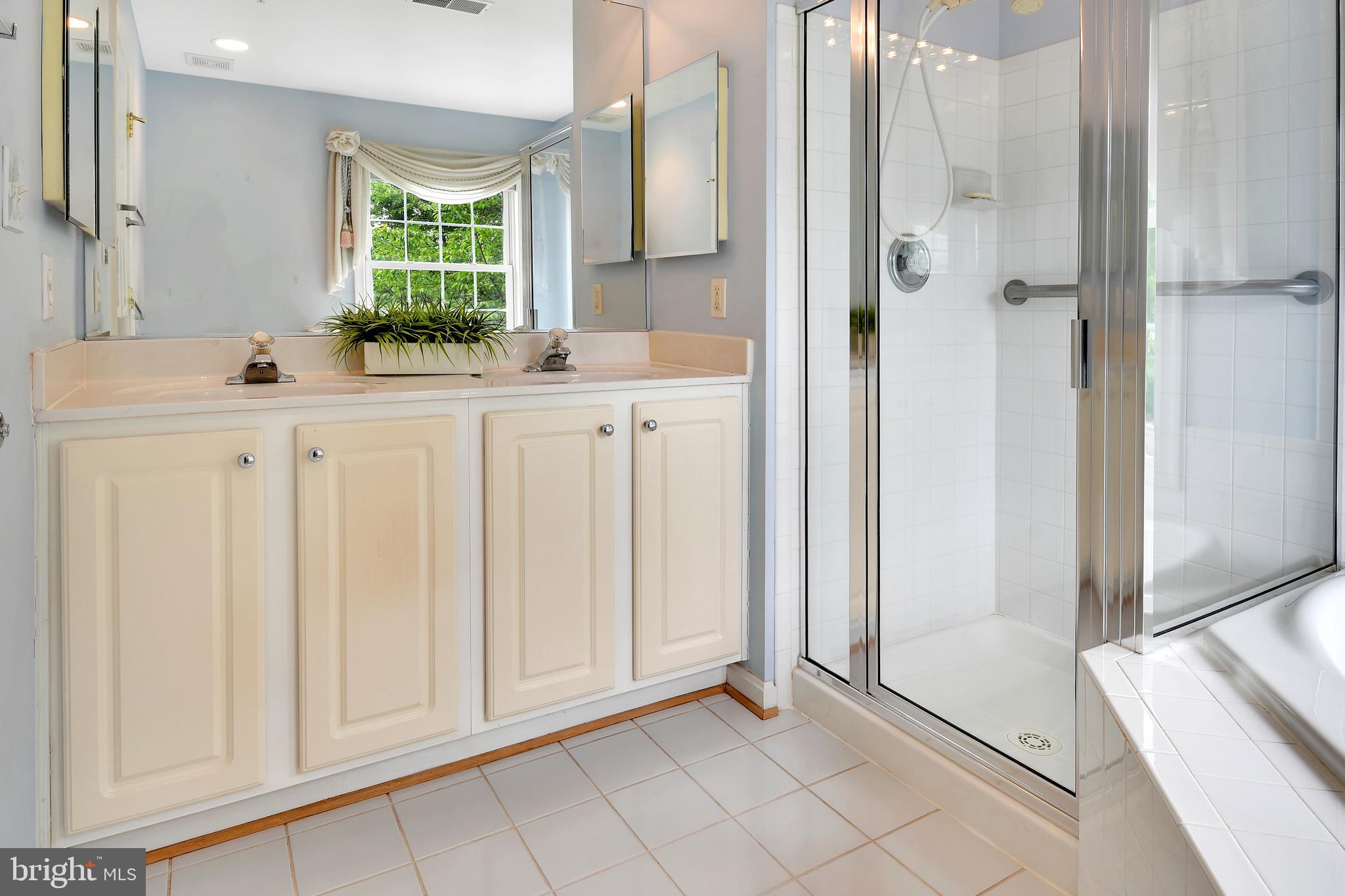 VILLAGES OF URBANA - Residential