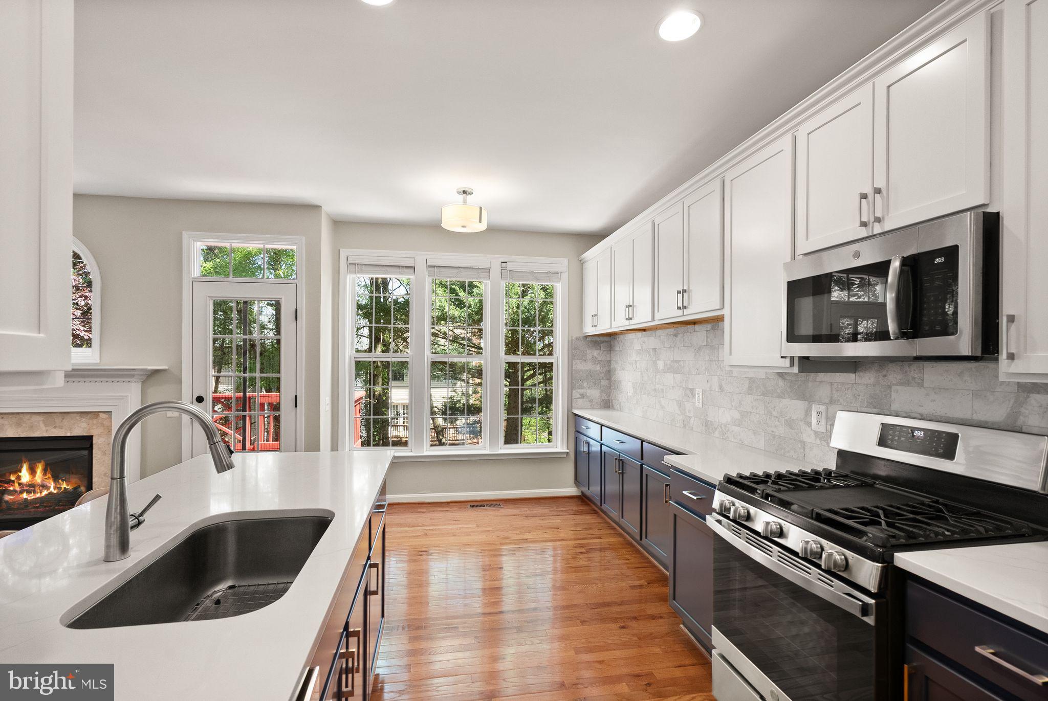 TOWNES AT MANCHESTER PARK - Residential