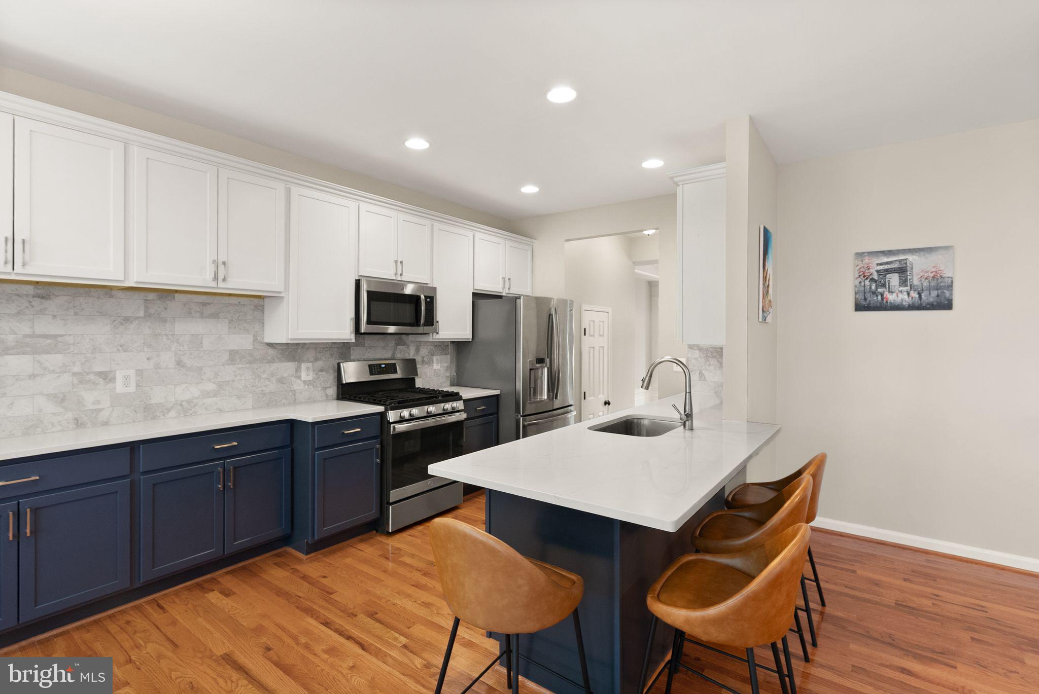 TOWNES AT MANCHESTER PARK - Residential