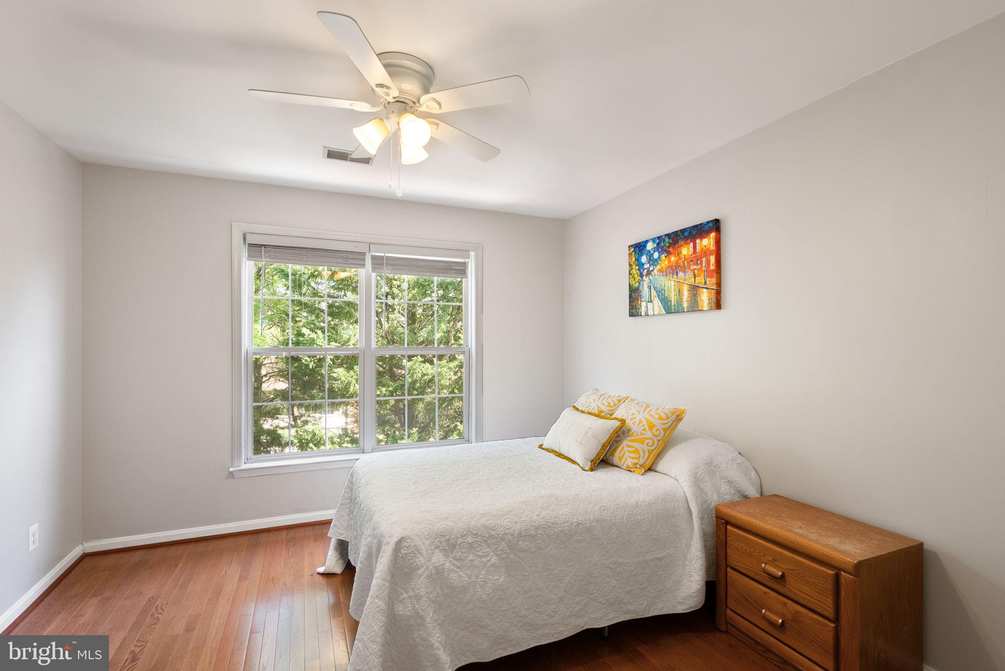 TOWNES AT MANCHESTER PARK - Residential