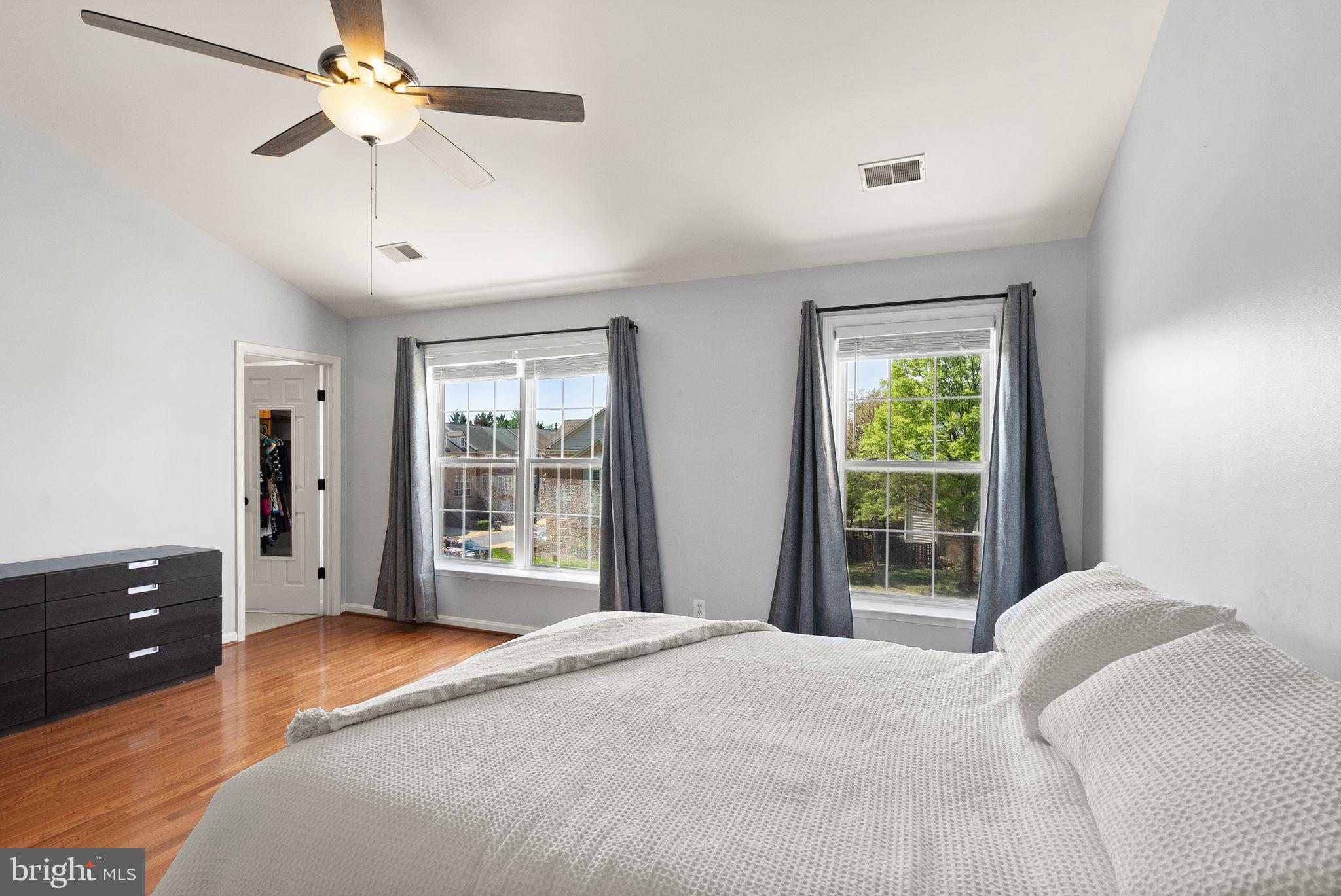 TOWNES AT MANCHESTER PARK - Residential