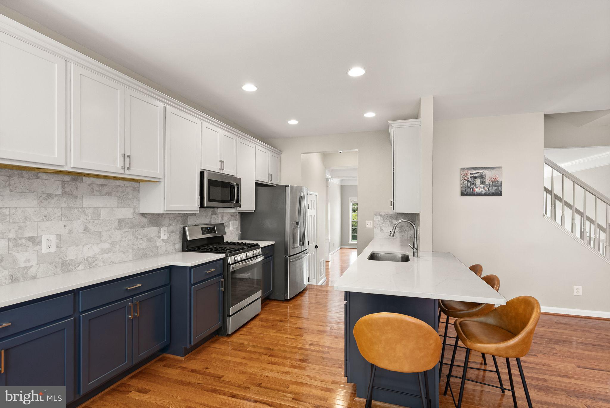 TOWNES AT MANCHESTER PARK - Residential