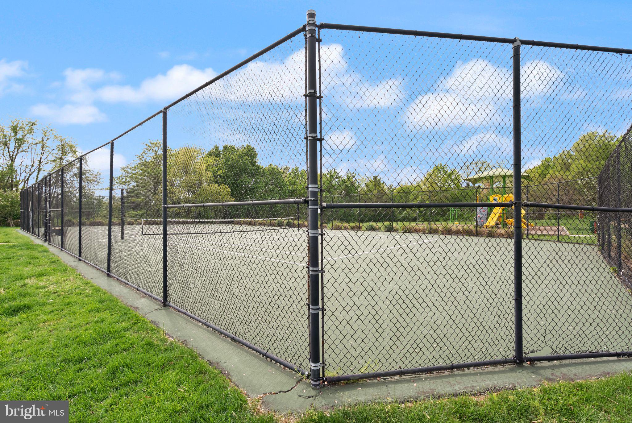 TOWNES AT MANCHESTER PARK - Residential