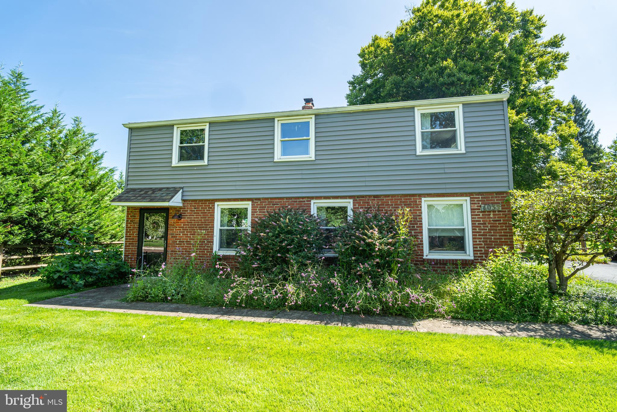 4033 SCHOOL HOUSE LANE