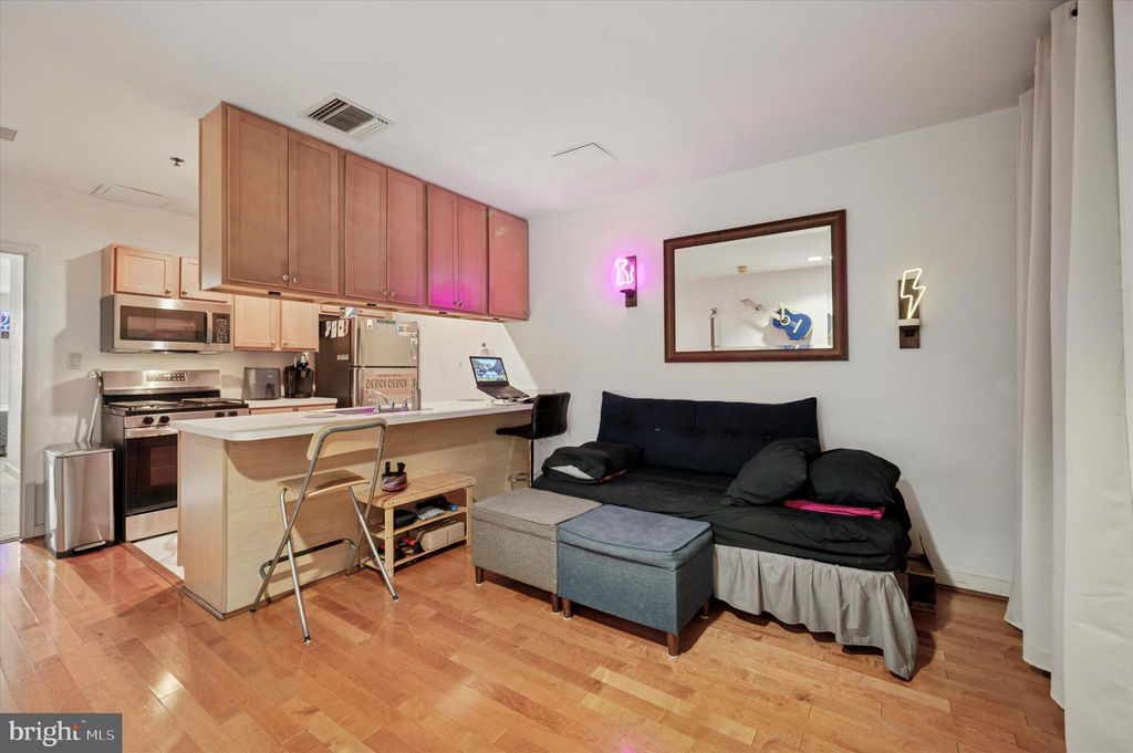 Photo of 1100 - 00 Vine Street #1409, PHILADELPHIA, PA 19107 (MLS # PAPH2561948)