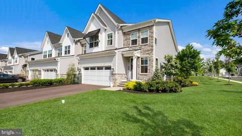 600 CONRAD DRIVE WARRINGTON PA 18976