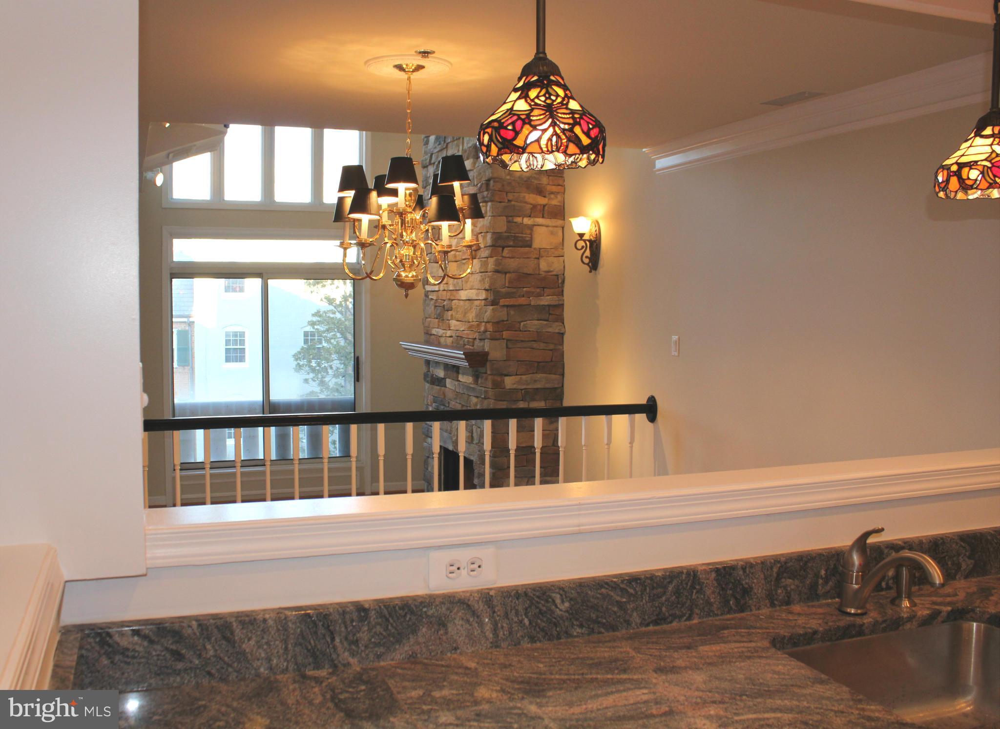 TORPEDO FACTORY - Residential Lease