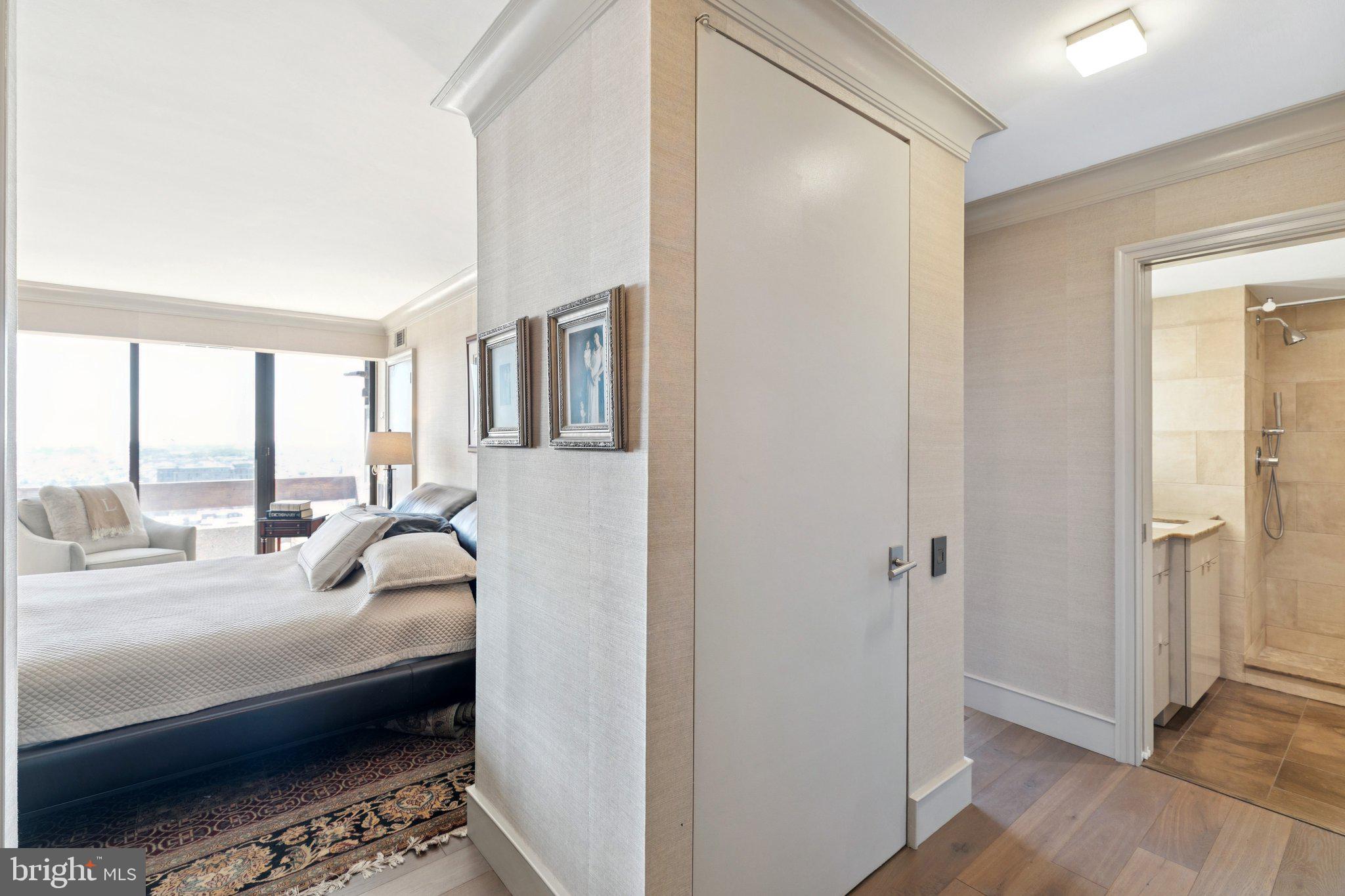 WASHINGTON SQ WEST - Residential