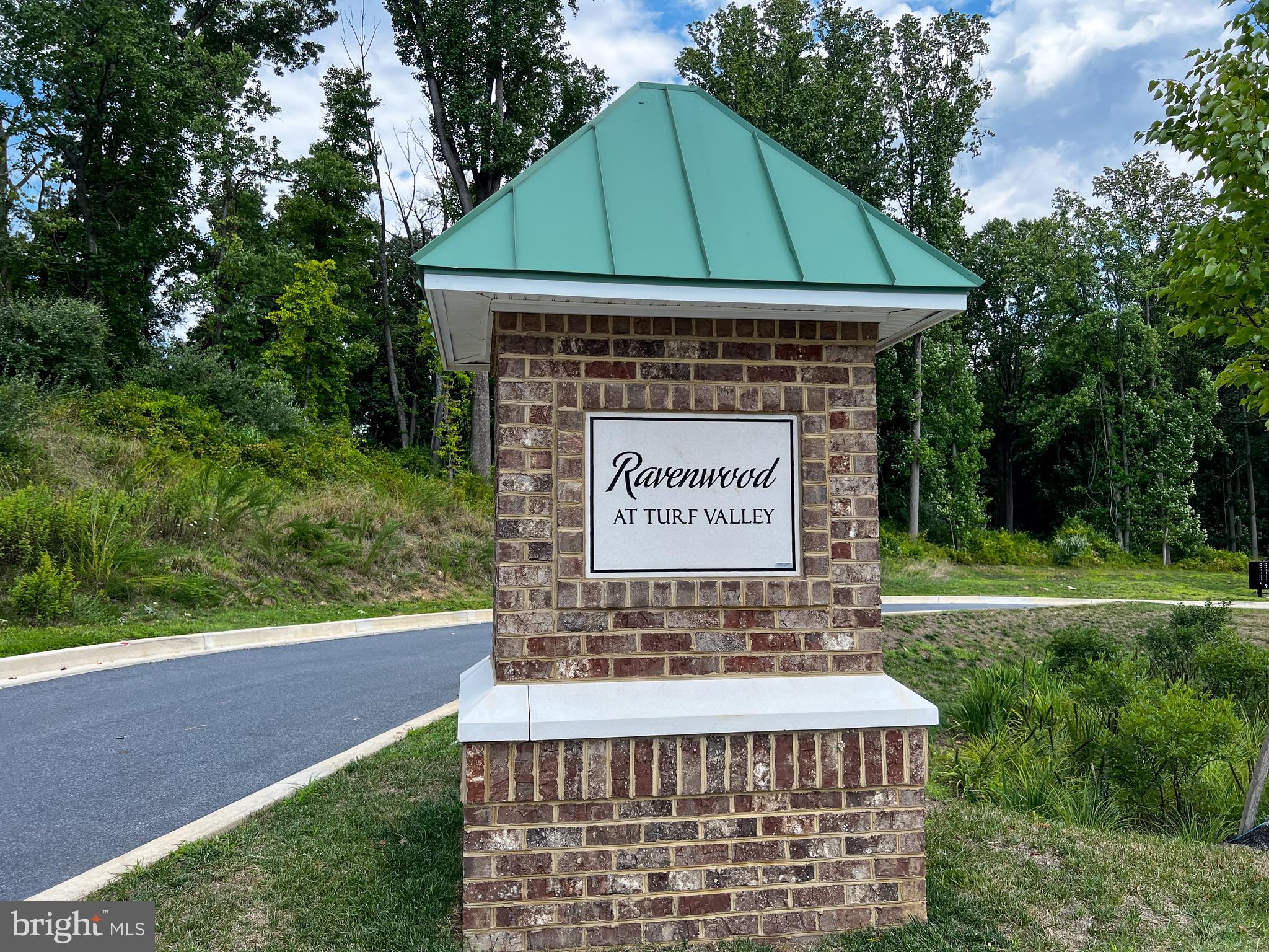 TURF VALLEY - Residential Lease