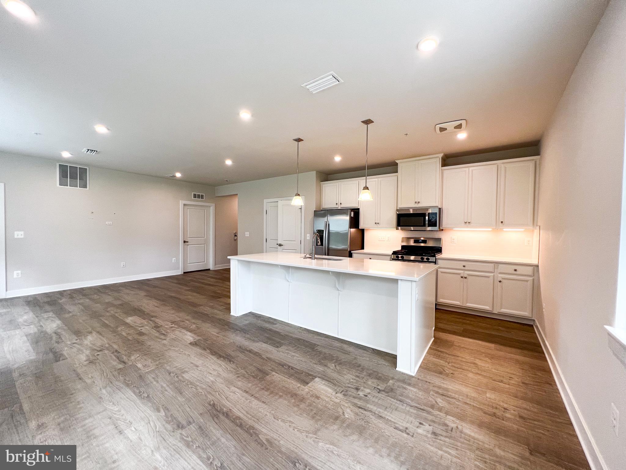 TURF VALLEY - Residential Lease