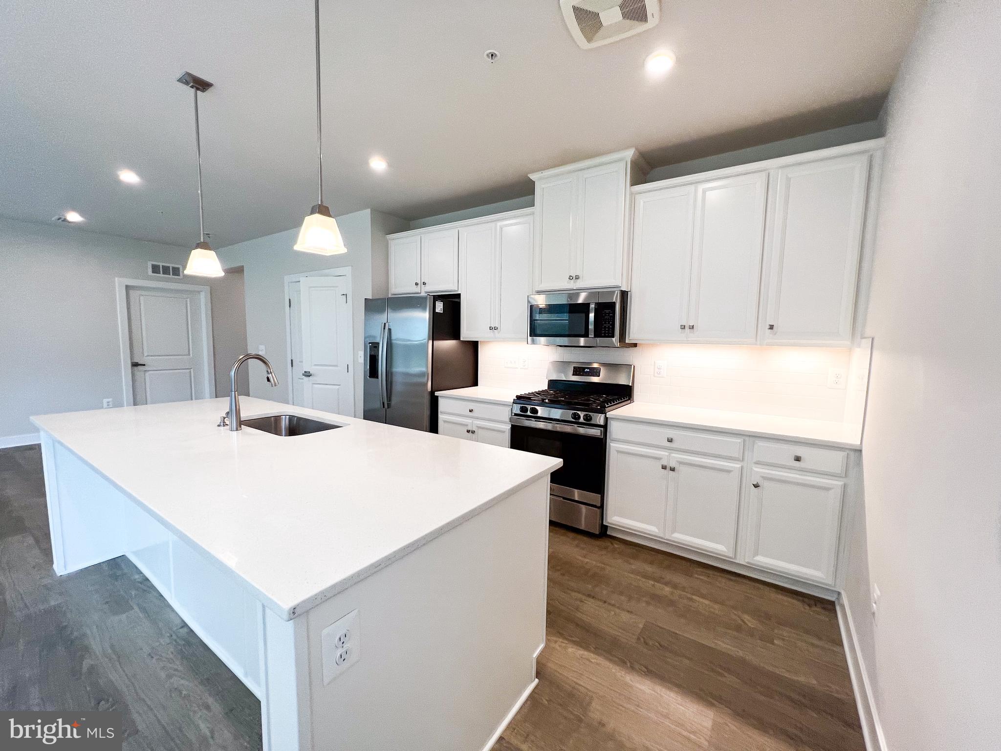 TURF VALLEY - Residential Lease