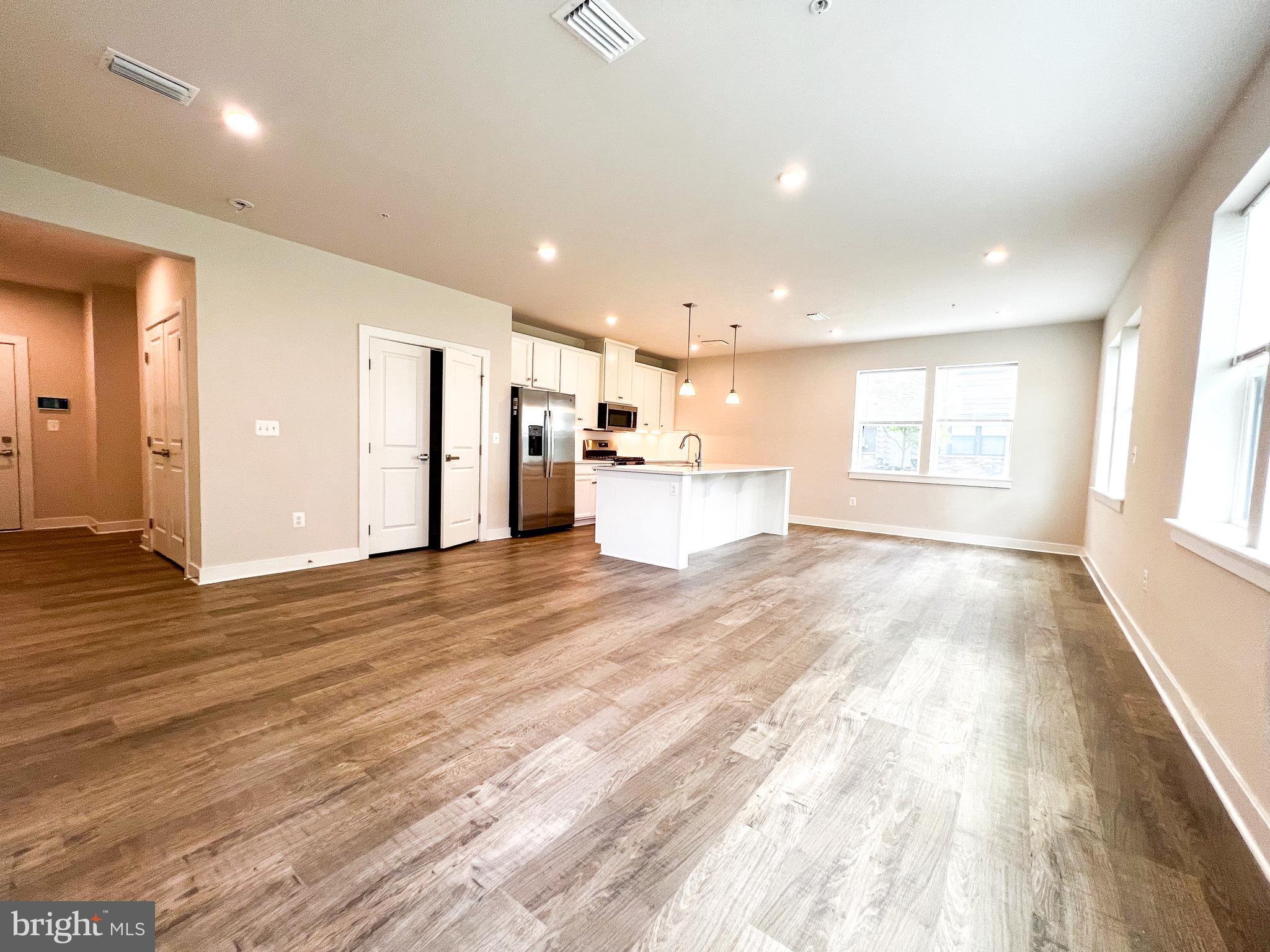 TURF VALLEY - Residential Lease