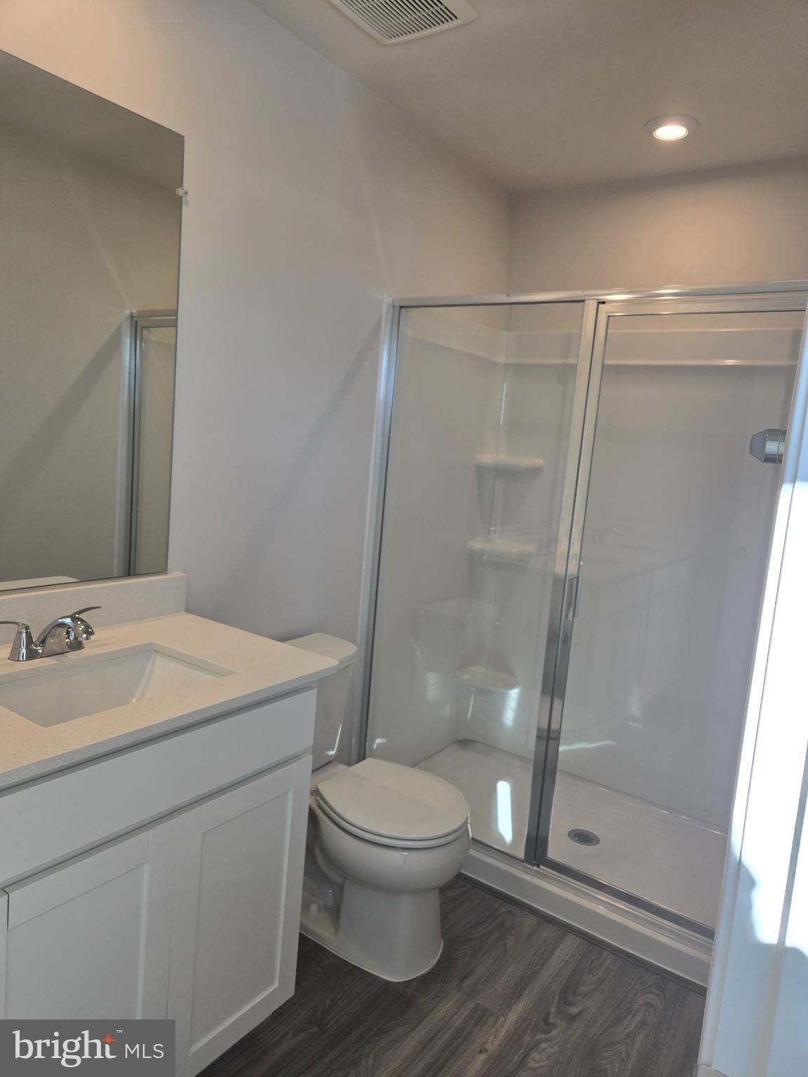 STONE SPRING - Residential Lease