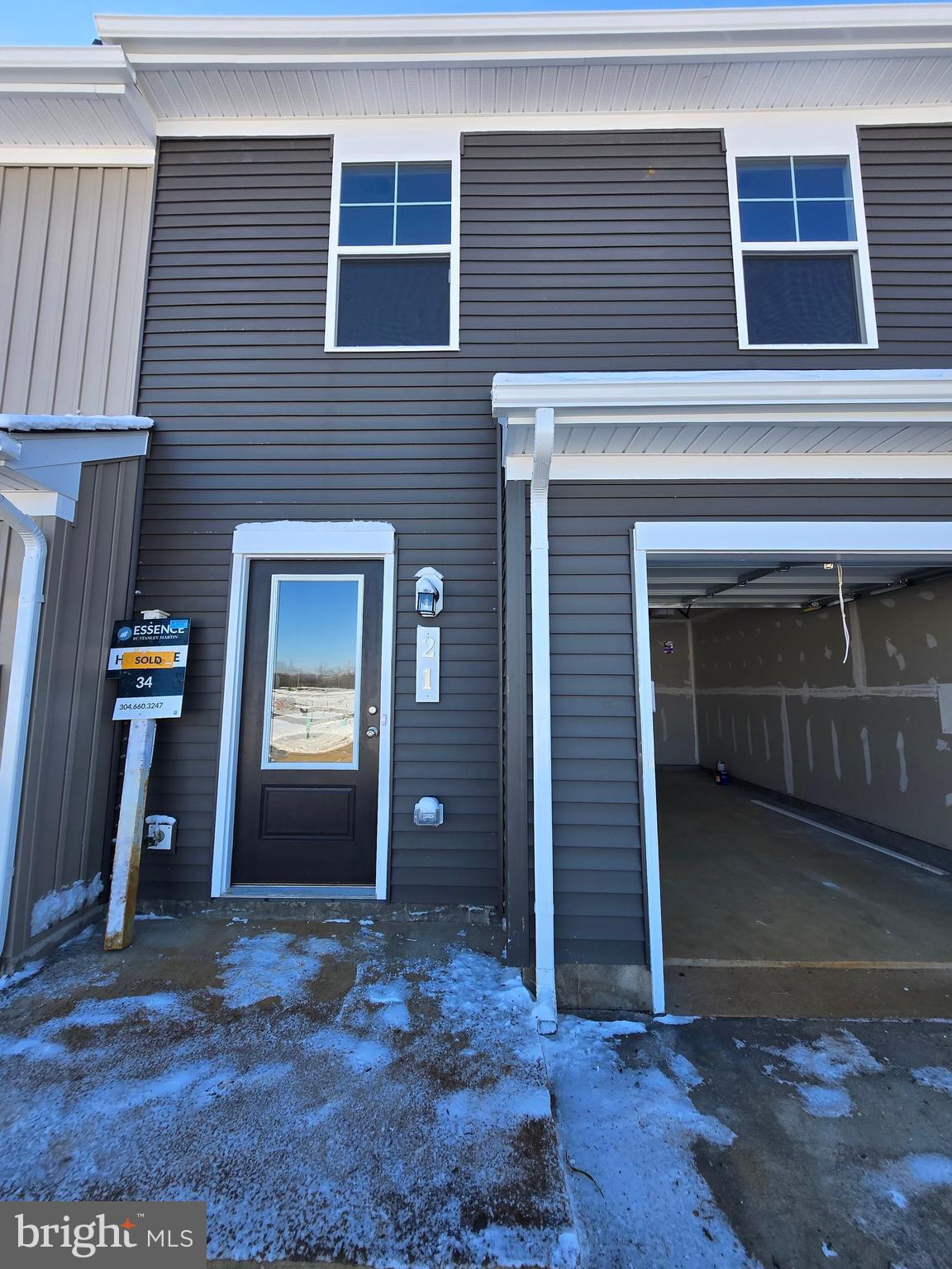 STONE SPRING - Residential Lease