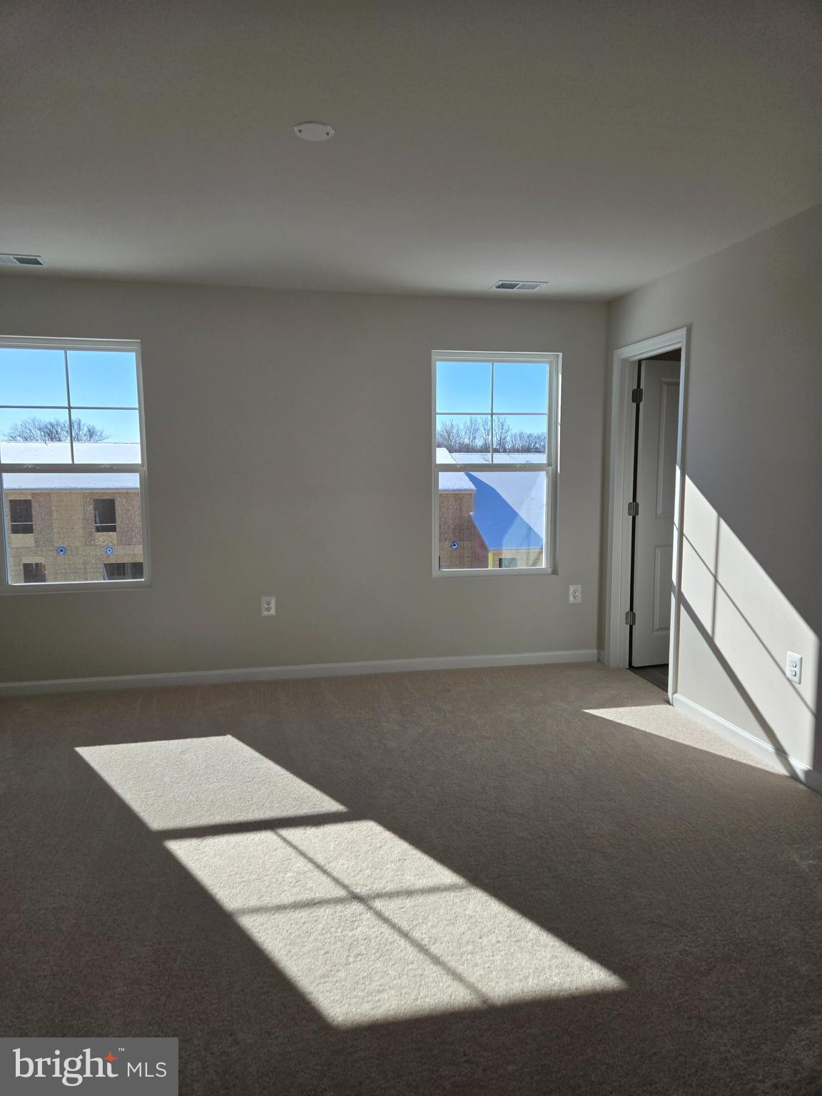 STONE SPRING - Residential Lease