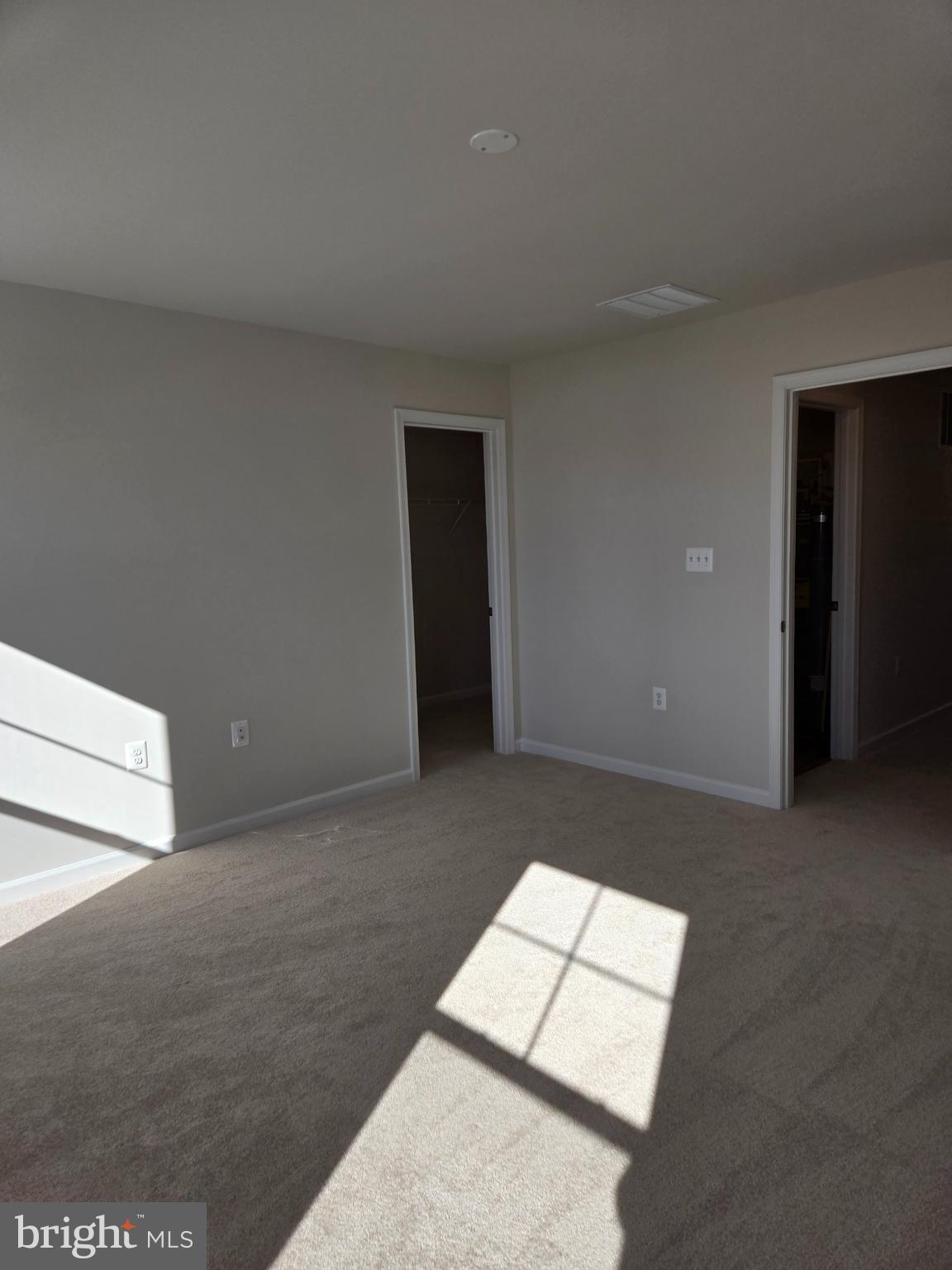 STONE SPRING - Residential Lease