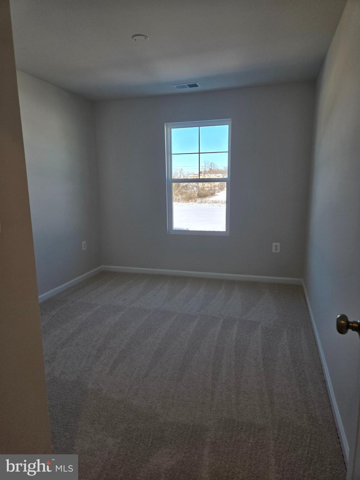 STONE SPRING - Residential Lease