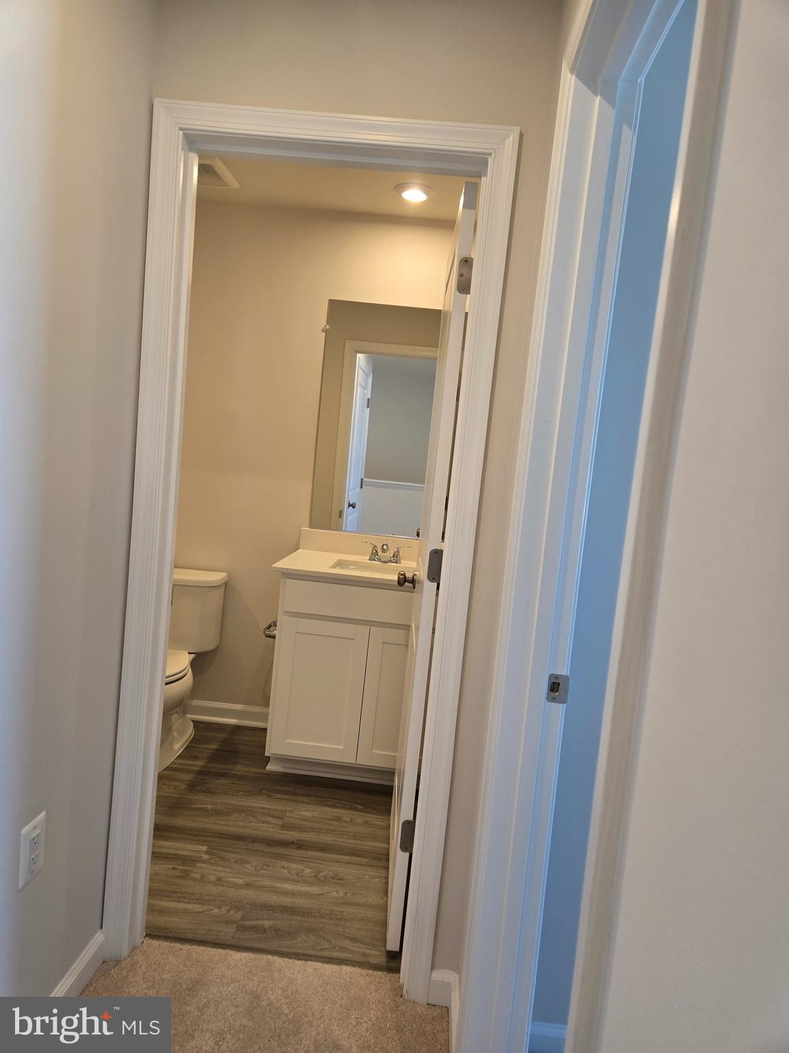 STONE SPRING - Residential Lease