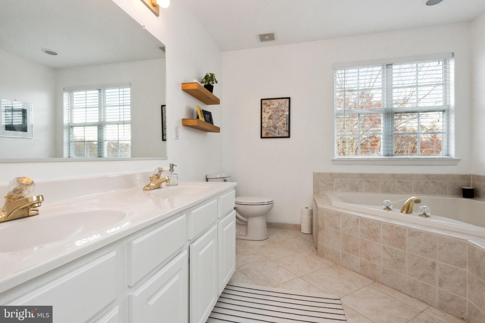 BAYVIEW HILLS - Residential