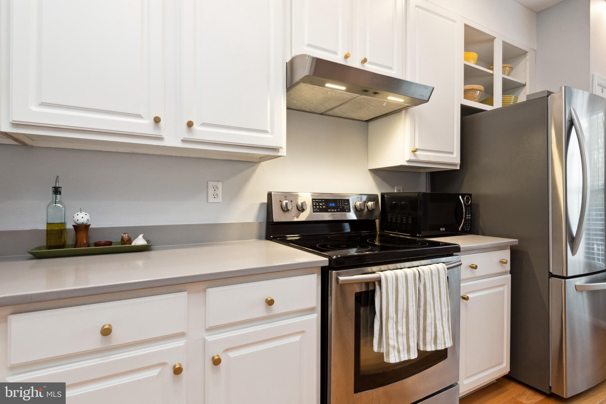 BAYVIEW HILLS - Residential