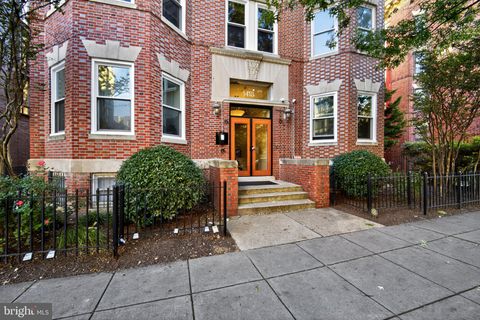 Photo of 1418 W Street NW #202, WASHINGTON, DC 20009 (MLS # DCDC2221120)