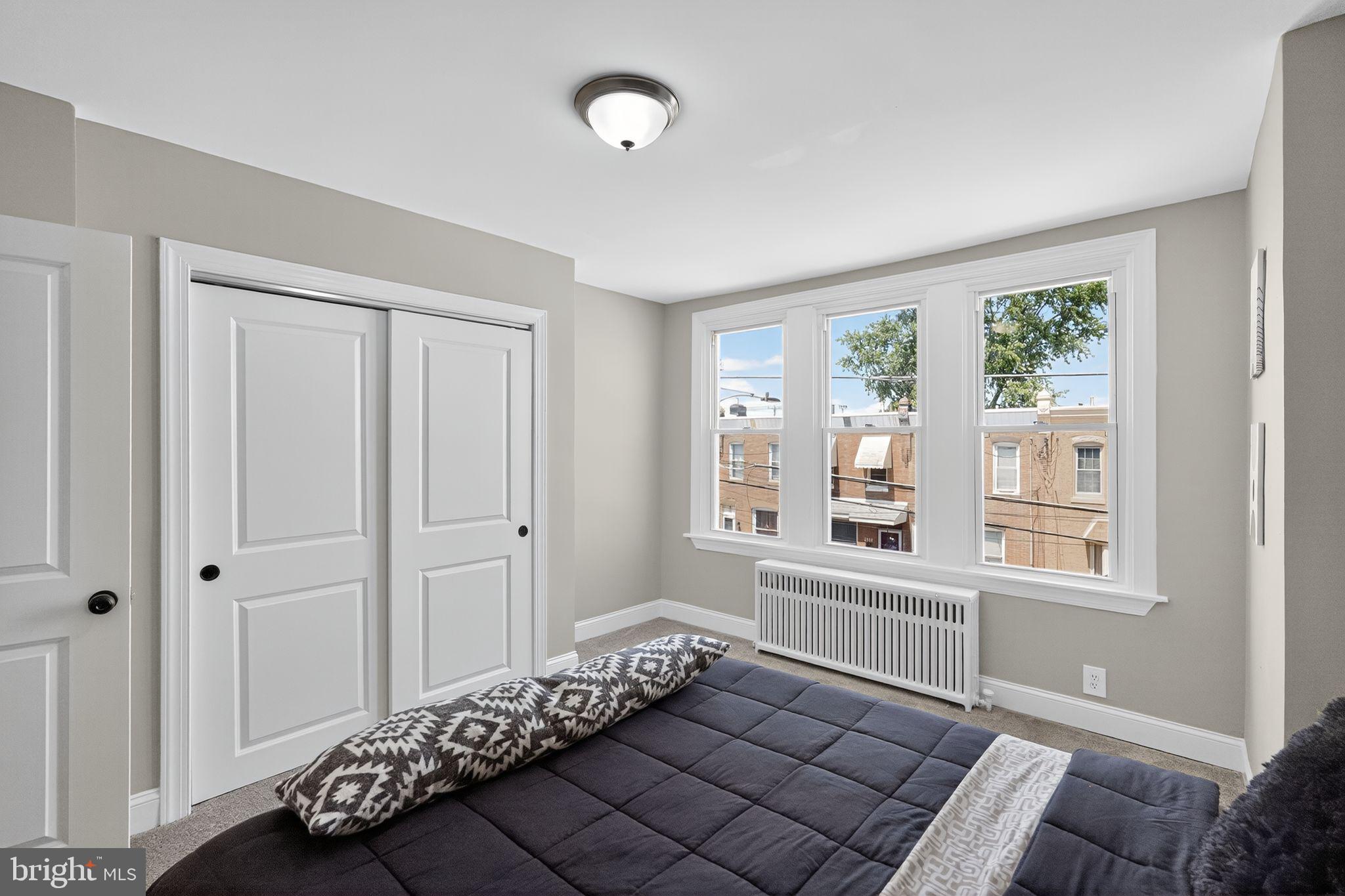 PORT RICHMOND - Residential